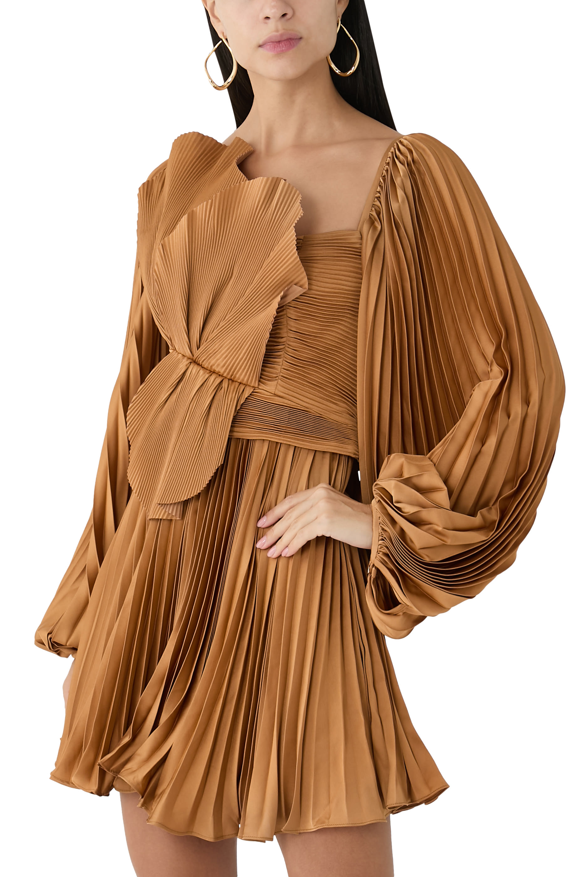 فستان نيوتوفت قصير