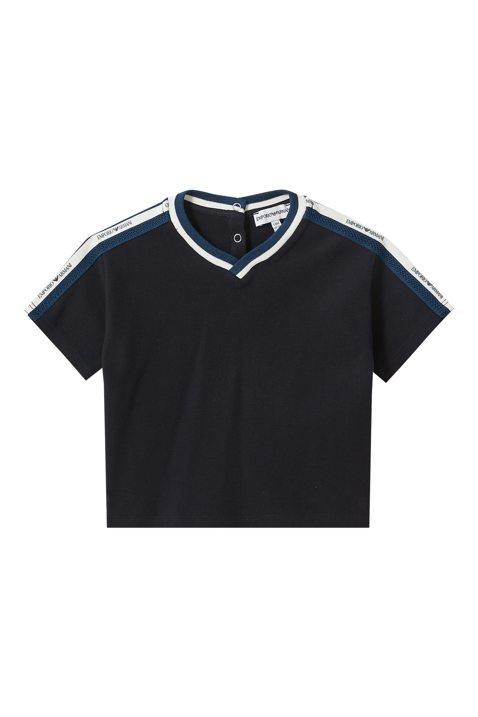 تيشيرت بشريط بتفاصيل شعار الماركة للأطفال