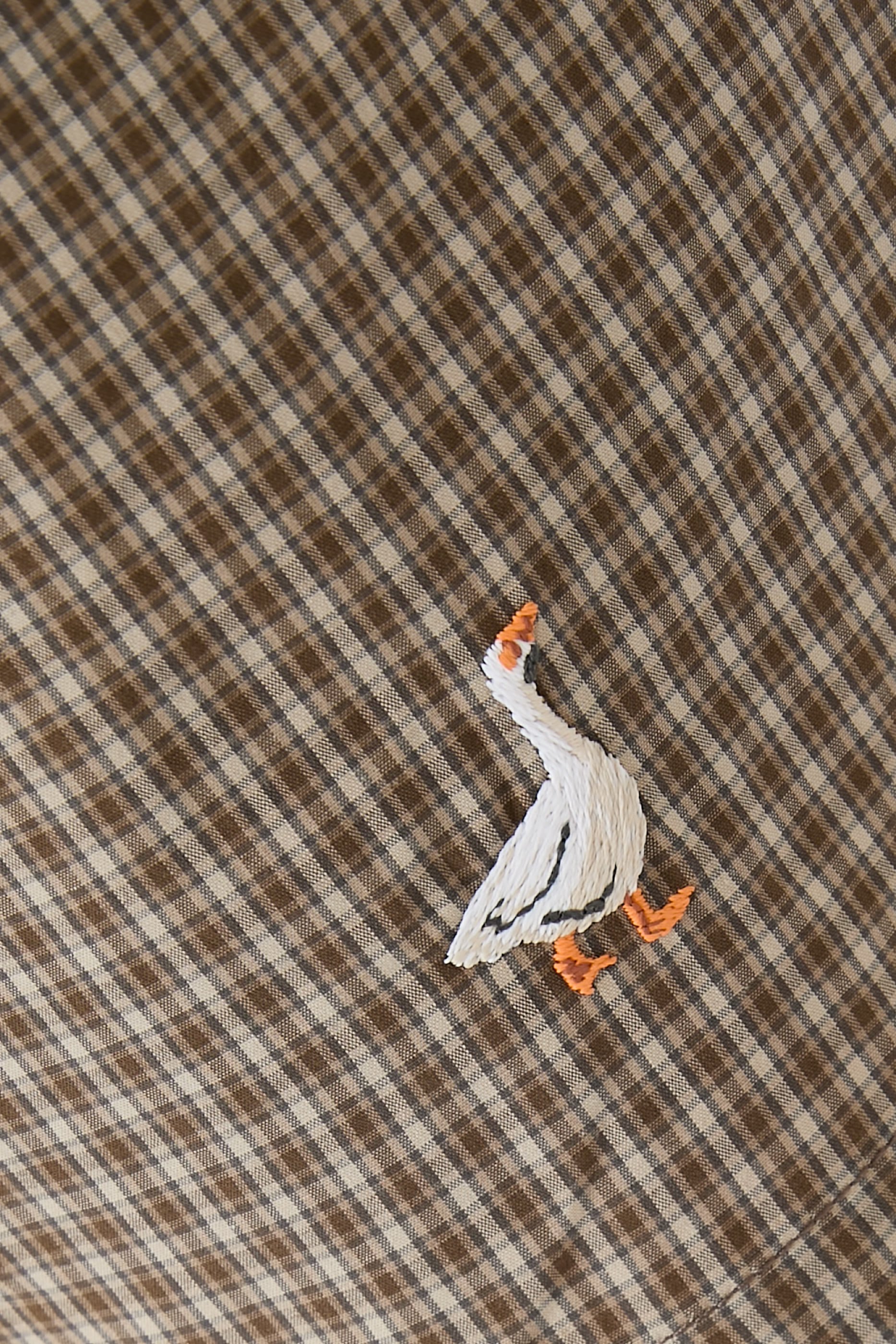 شورت بوبلين مخطط مطرز بنقشة أوزة