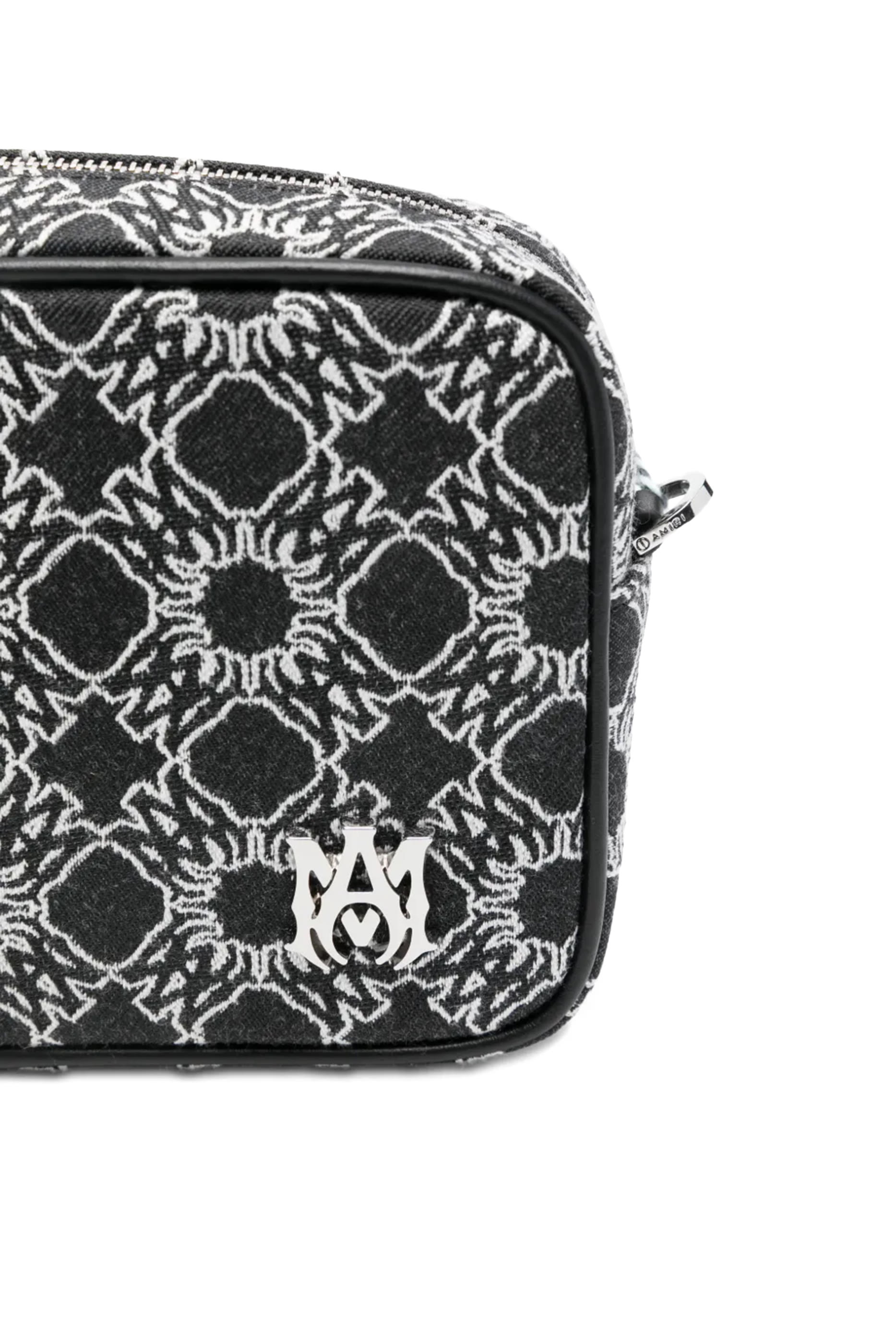 حافظة كاميرا بشعار الماركة