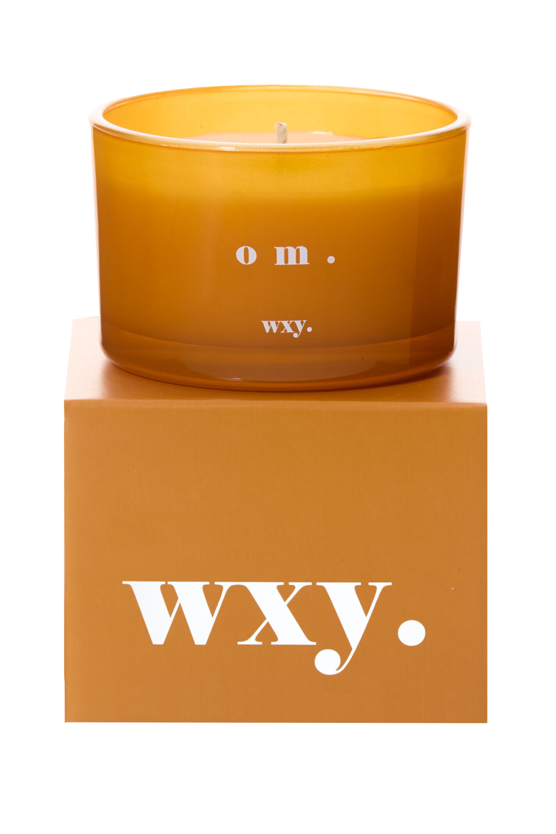 شمعة كلاسيك صغيرة او ام بامبو ليف اند نيرولي