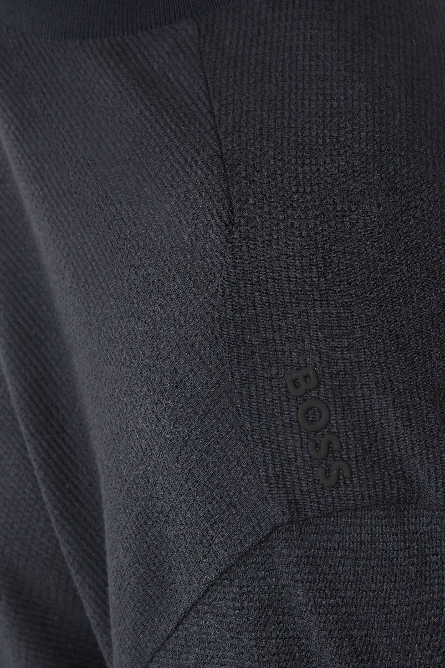 تيشيرت تيريس بياقة ضيقة