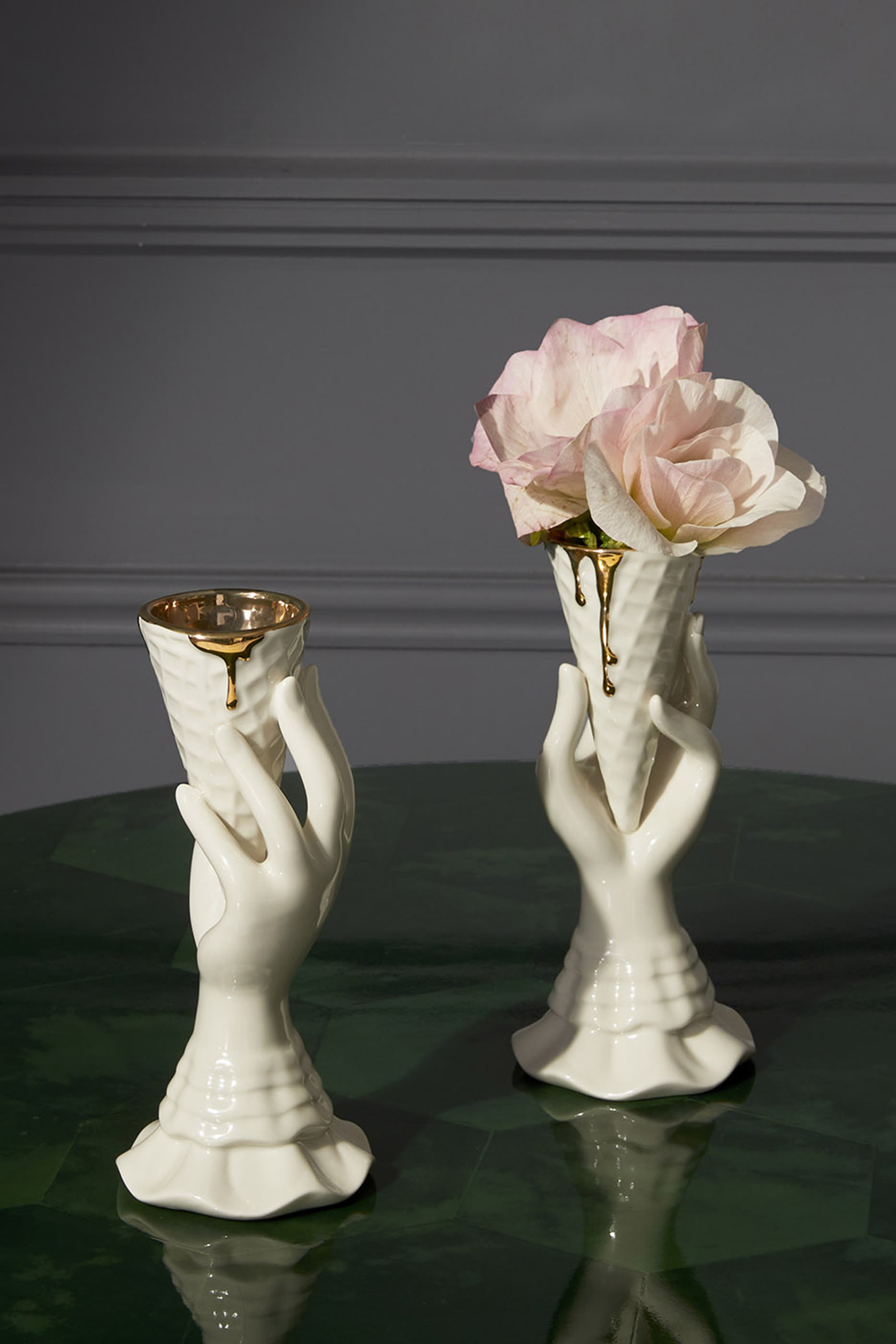 مزهرية آي-سكريم مطلية بالذهب