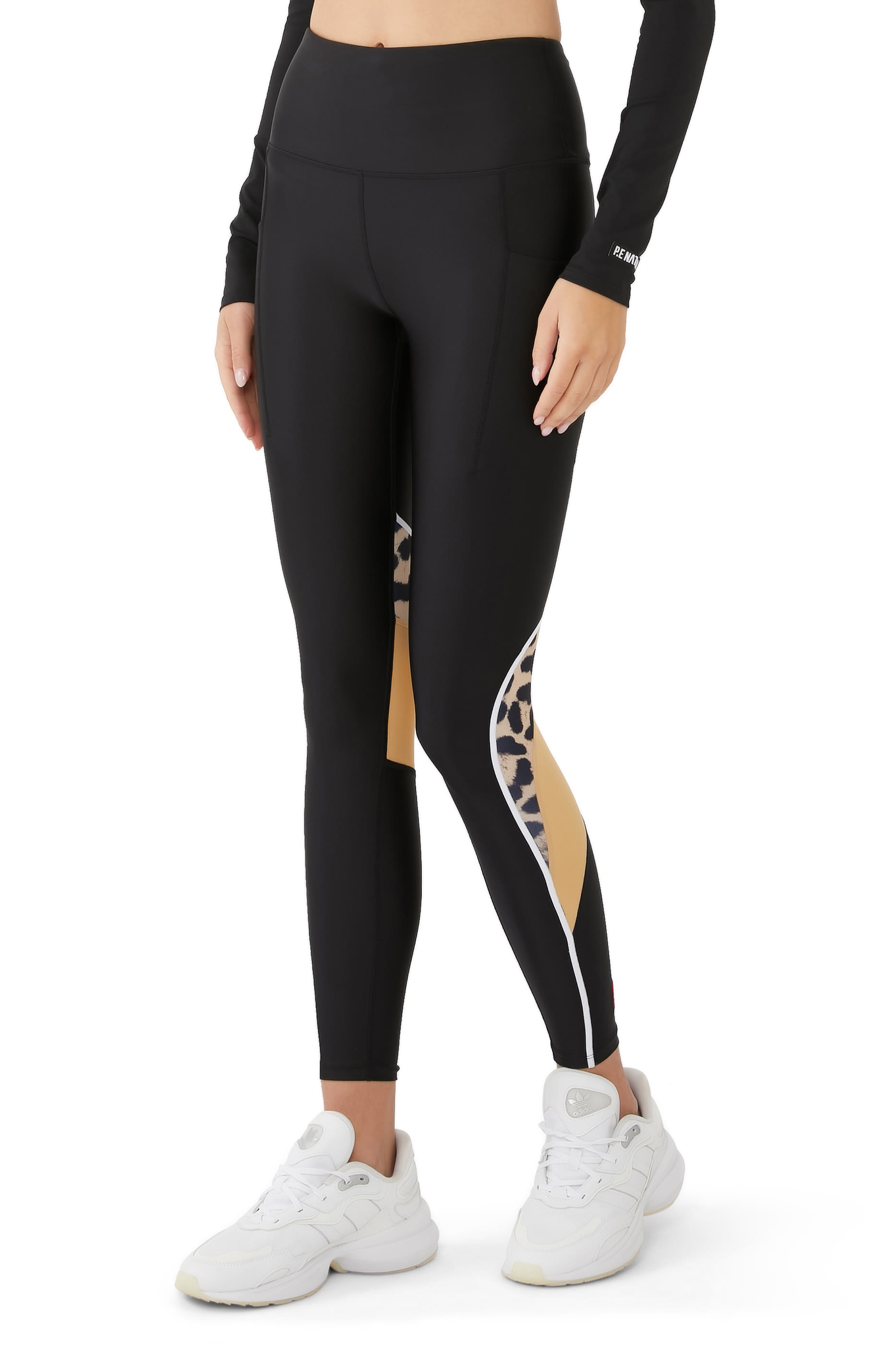 لغينغز سيلفرتون بقصة طويلة