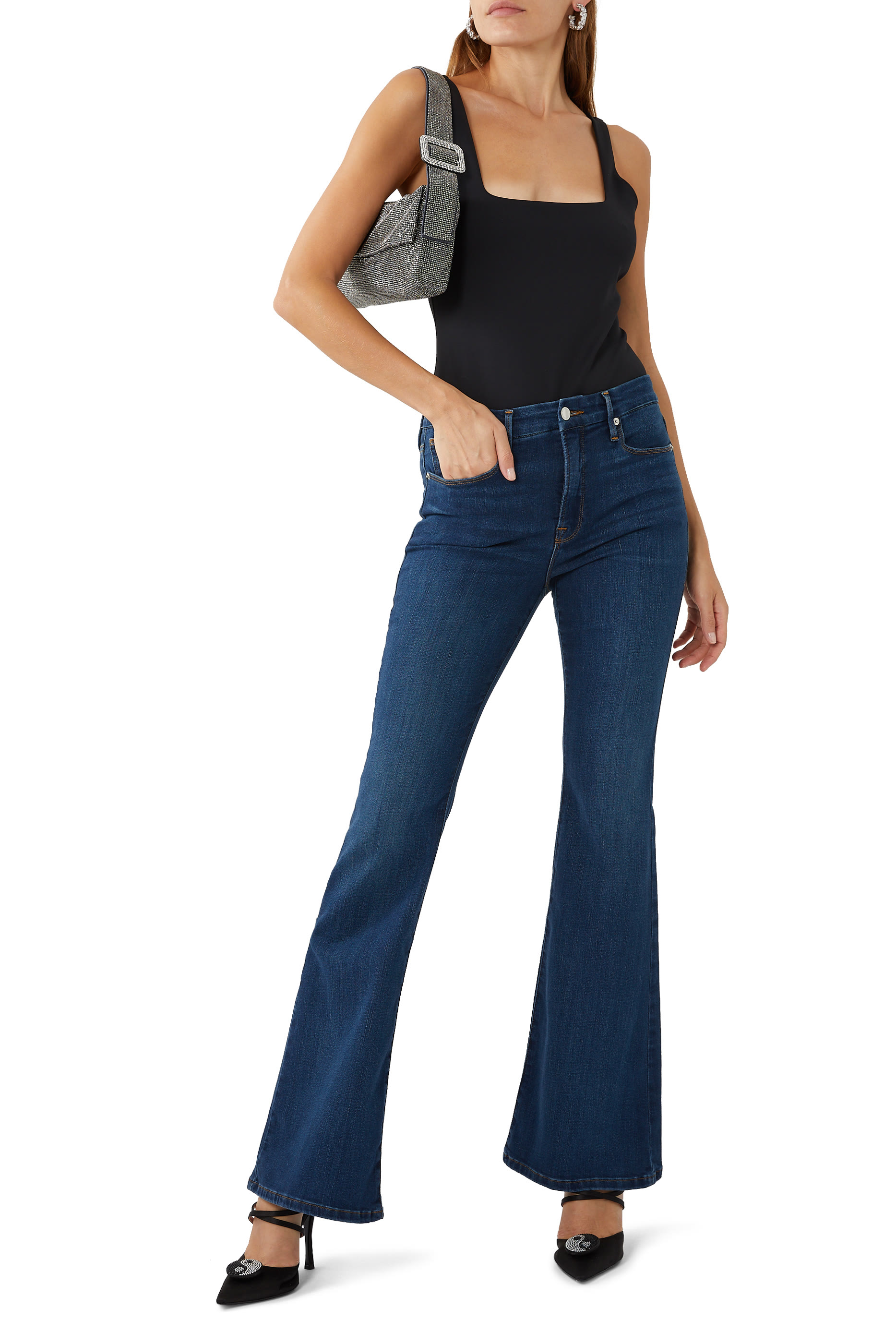 بودي سوت سكوبا مودرن بلا أكمام