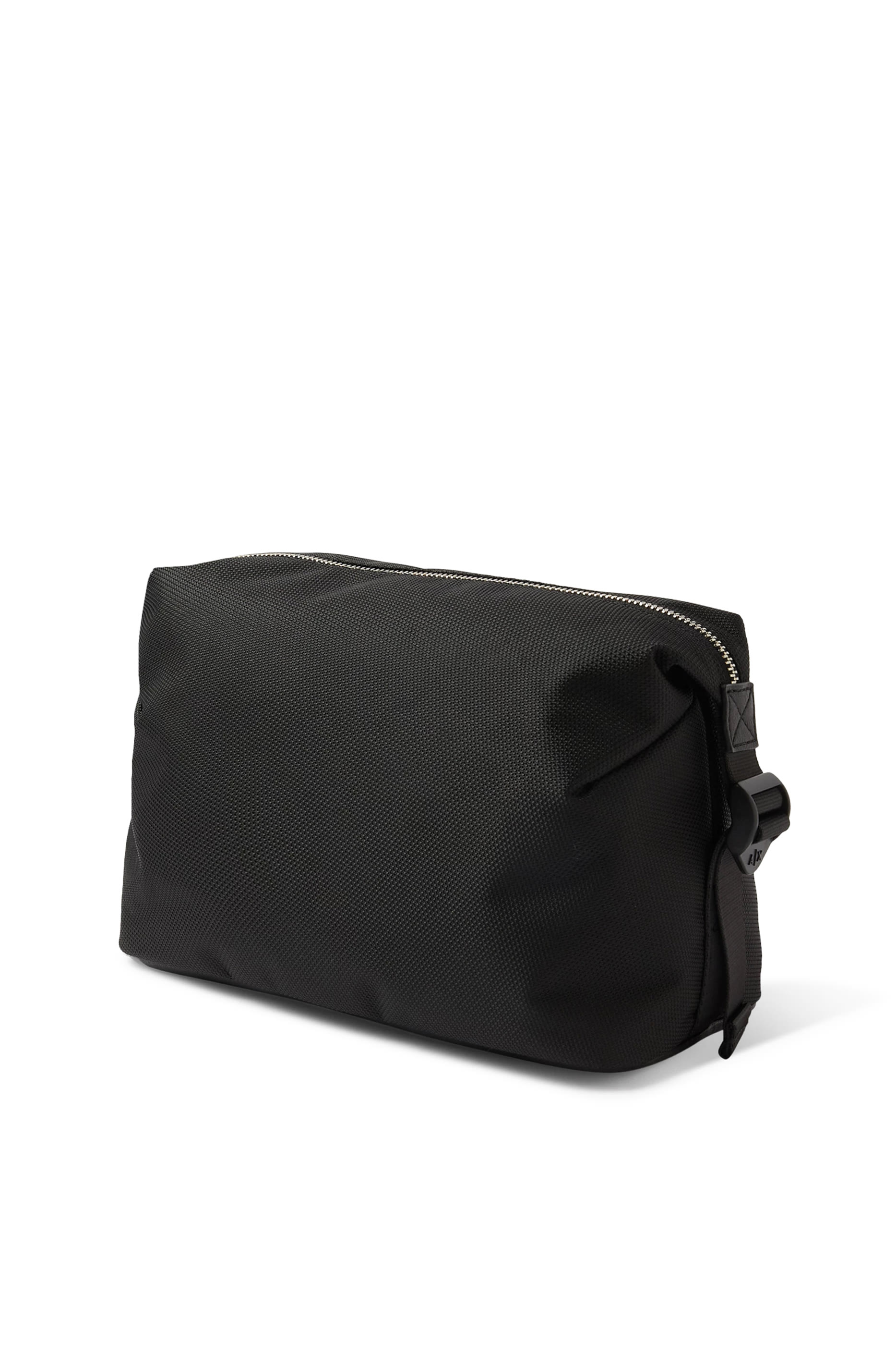 حقيبة مستحضرات العناية الشخصية سينجابور