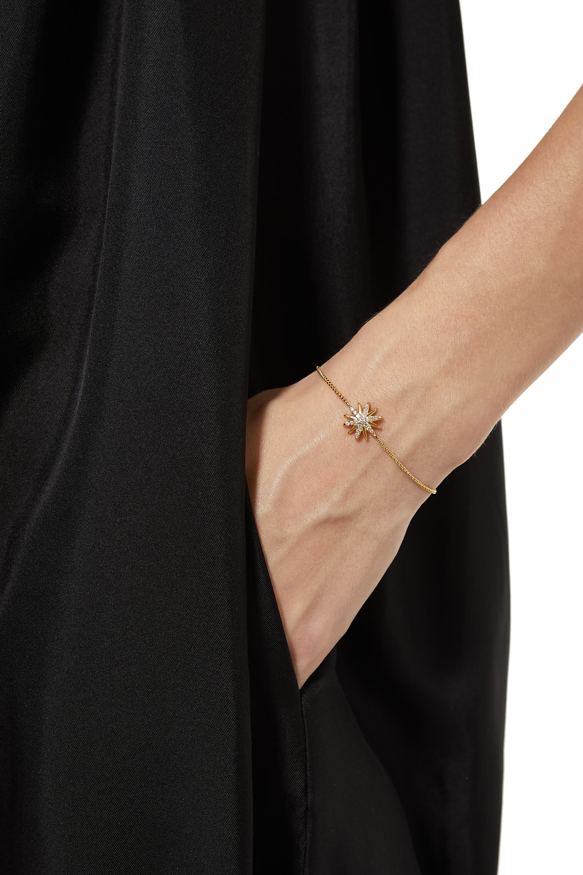 سوار ستار برست سلسلة مزينة بحلية