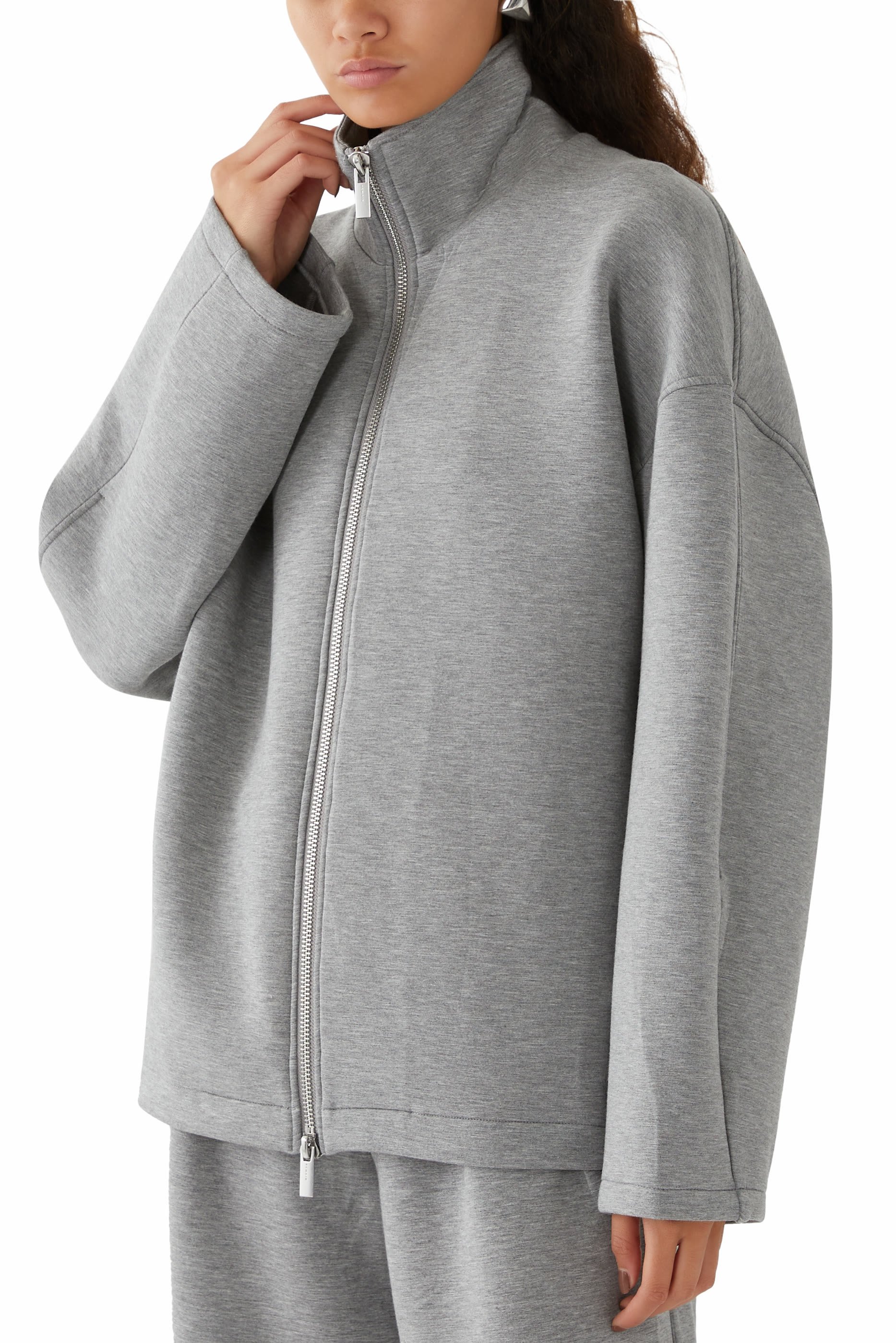 جاكيت ناعم بسحاب