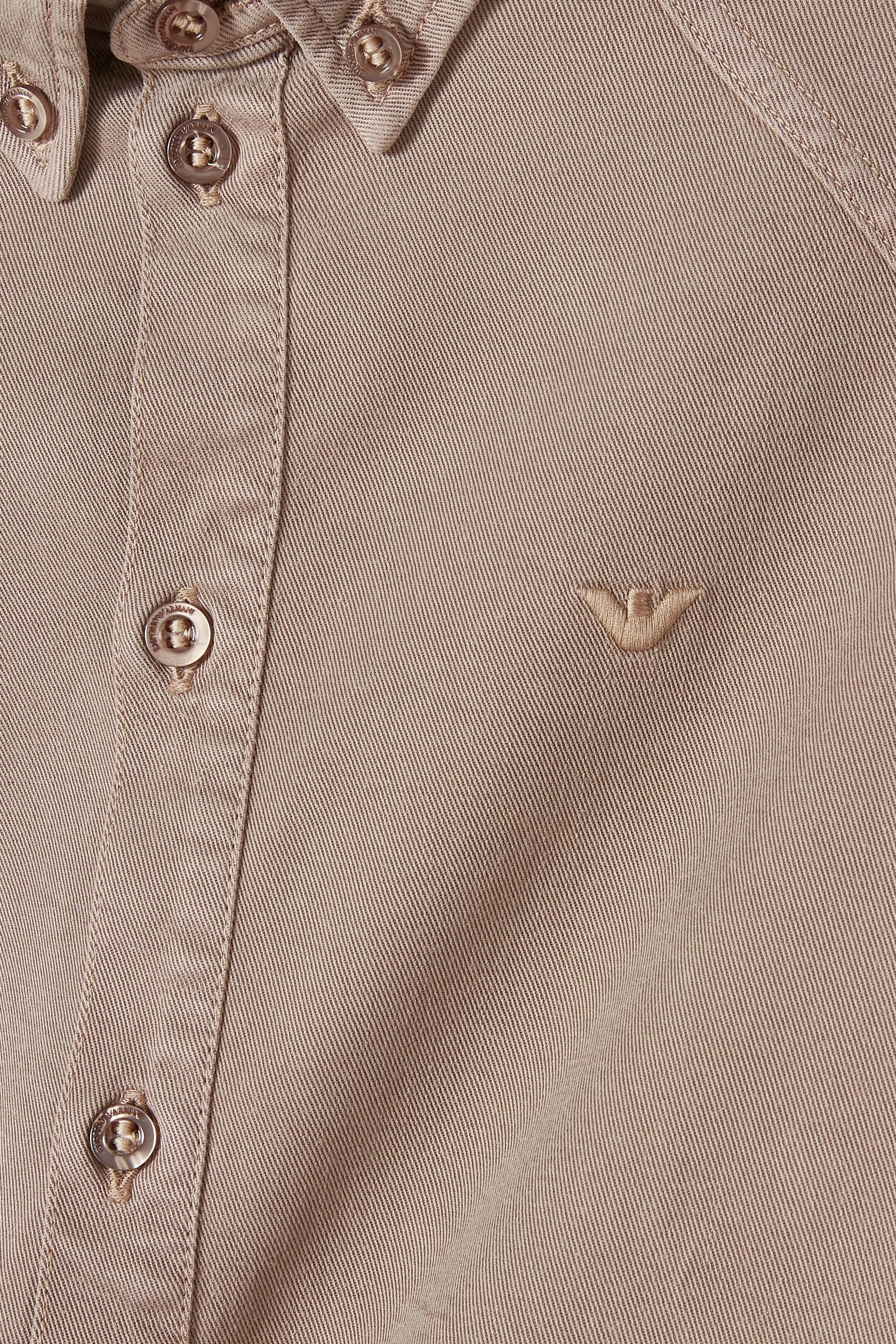 قميص بشعار الماركة للأطفال