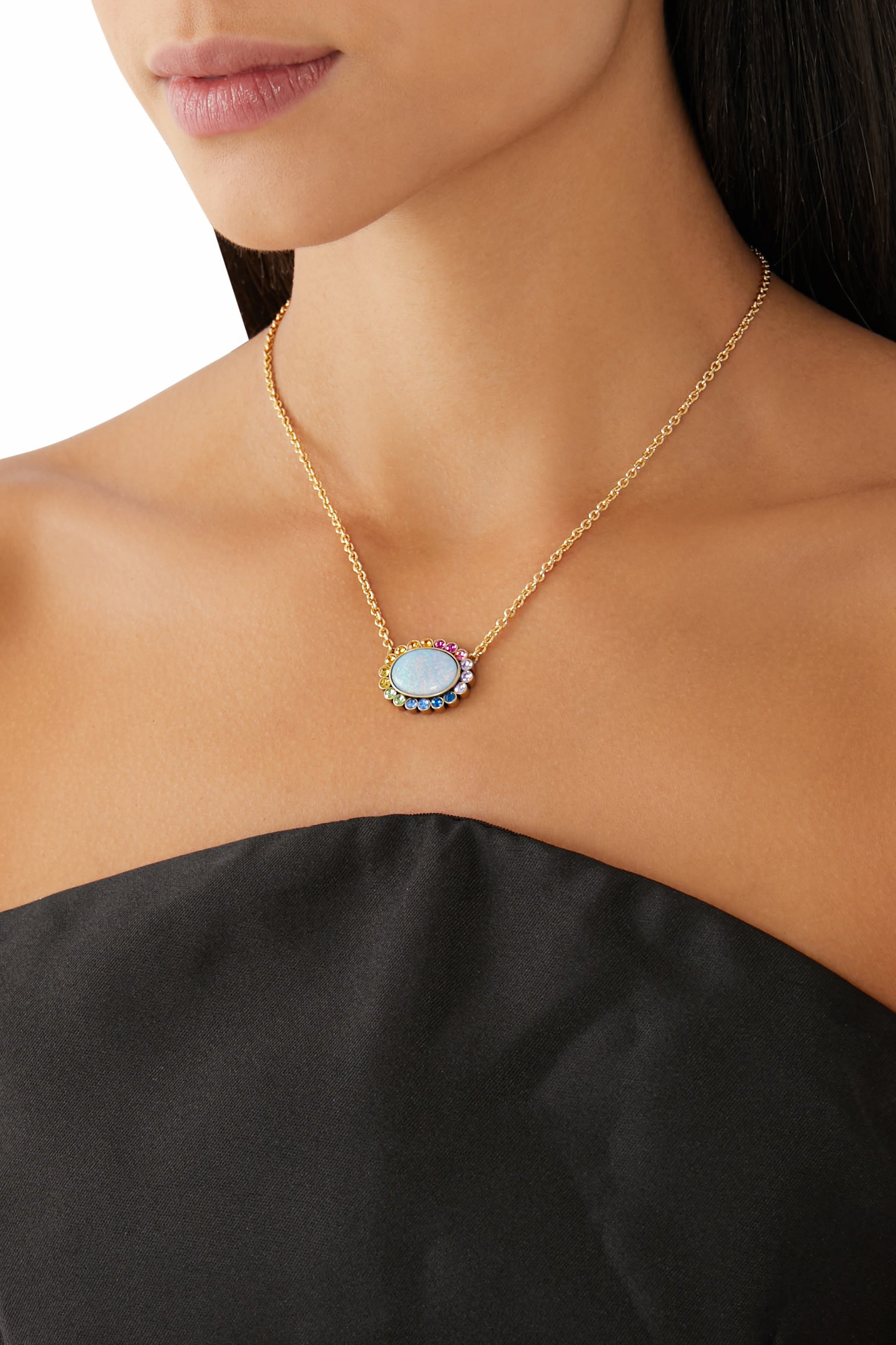 قلادة ريجنسي بسلسلة