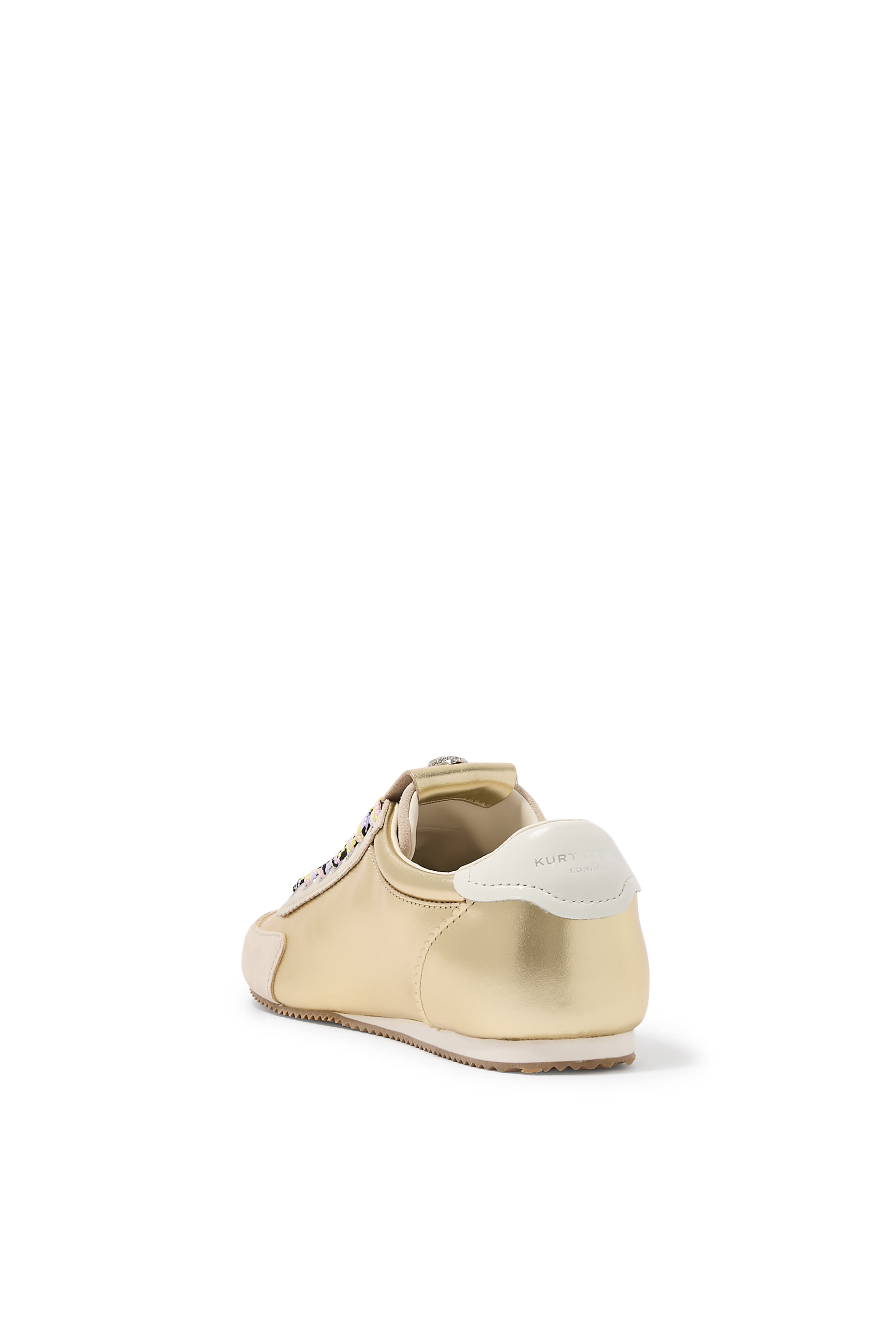 سنيكرز إيسلينغتون