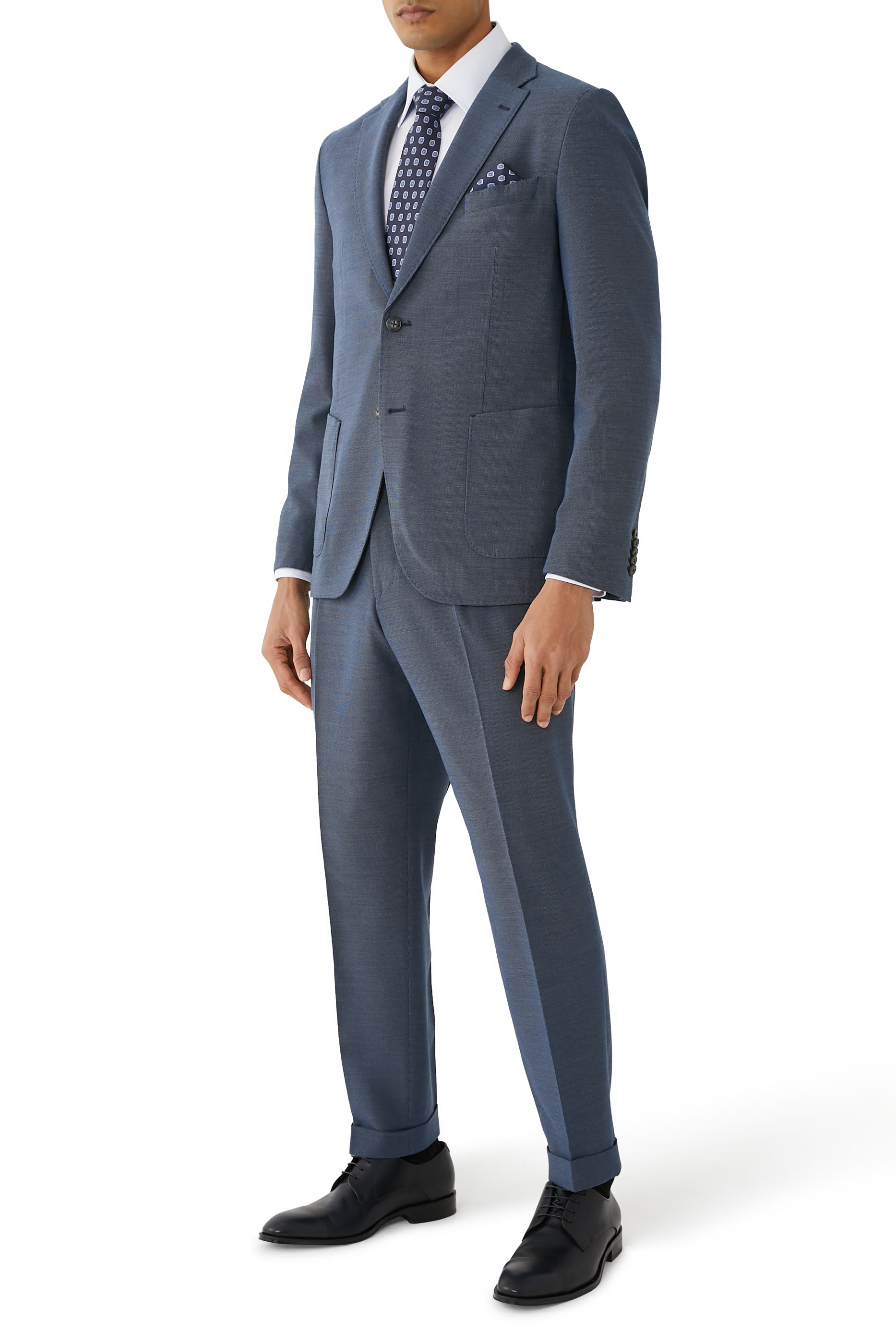 حذاء ديربي بشعار الماركة