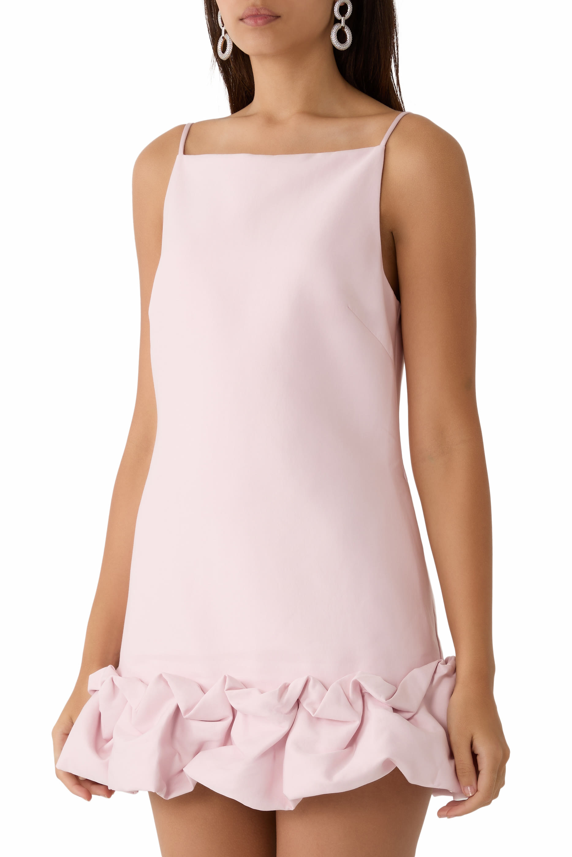 فستان أوتيس قصير بحافة منفوخة