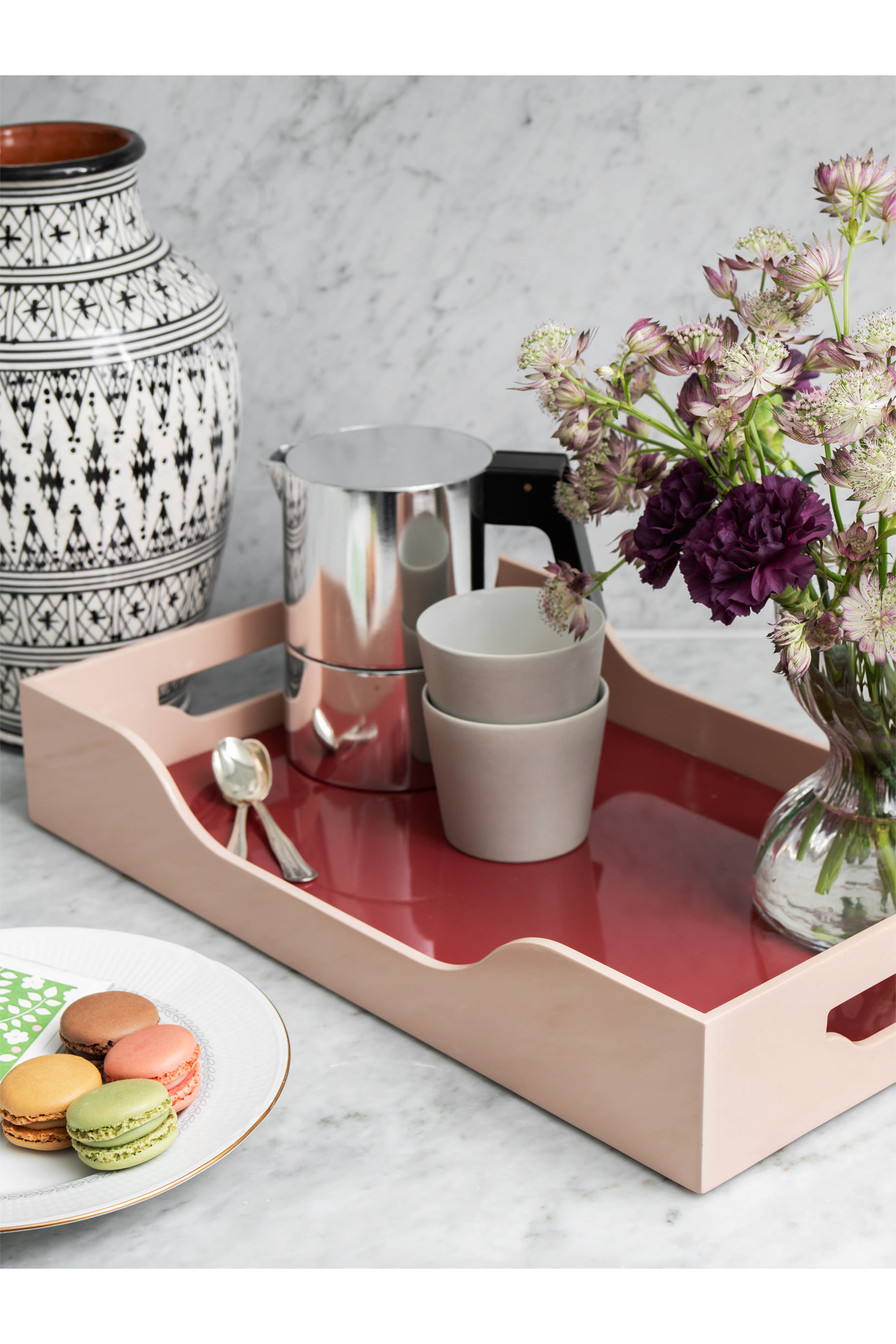 صينية كبيرة مطلية باللكر