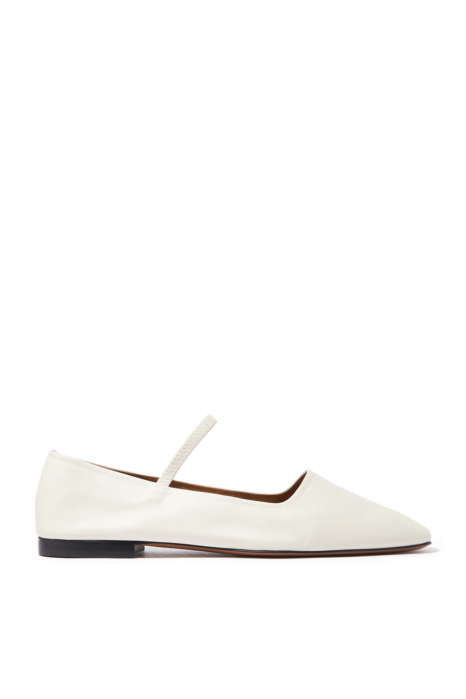 حذاء باليرينا بيتينا بعكب مسطح جلد