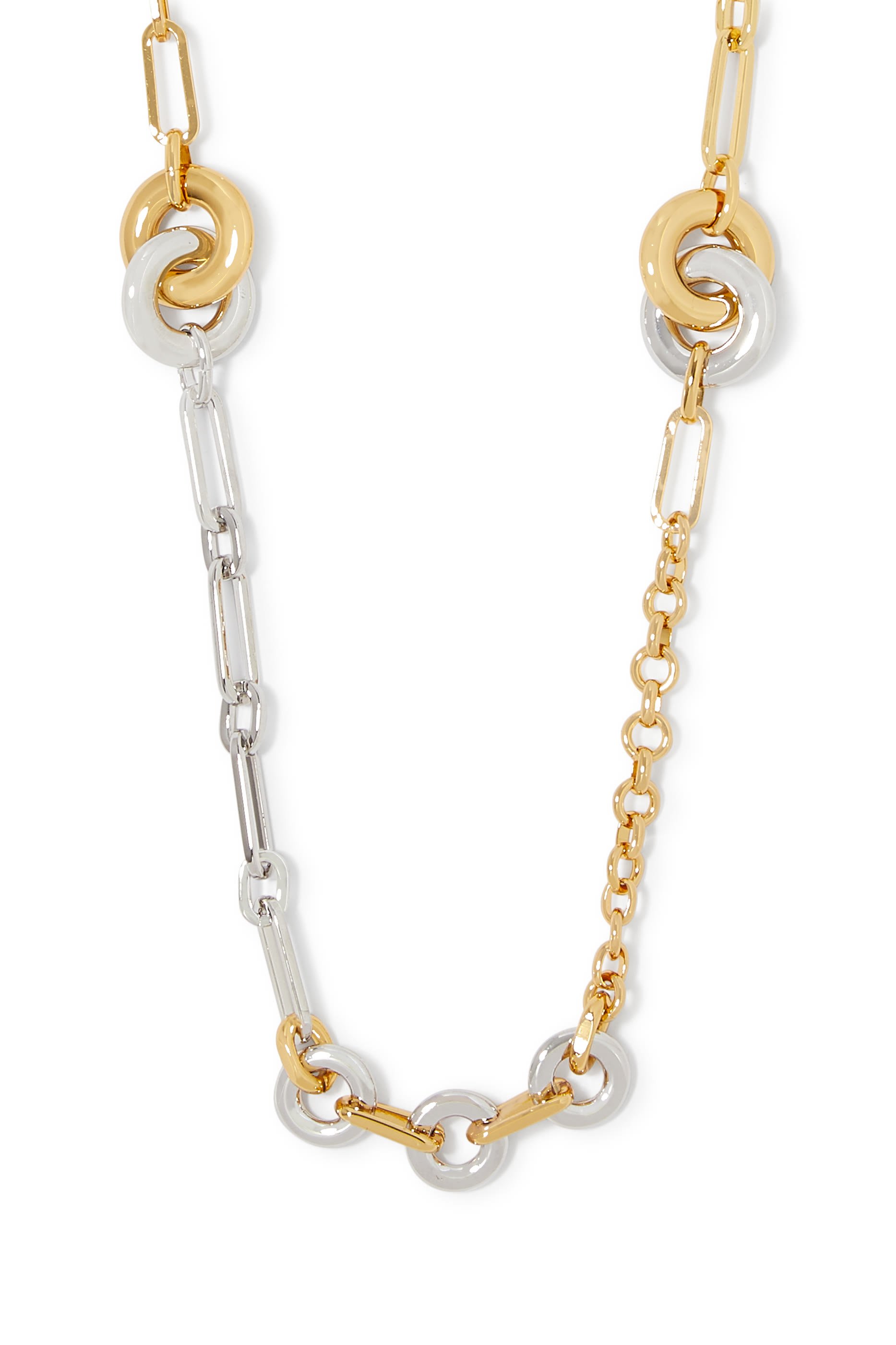 قلادة طويلة بتفاصيل متداخلة