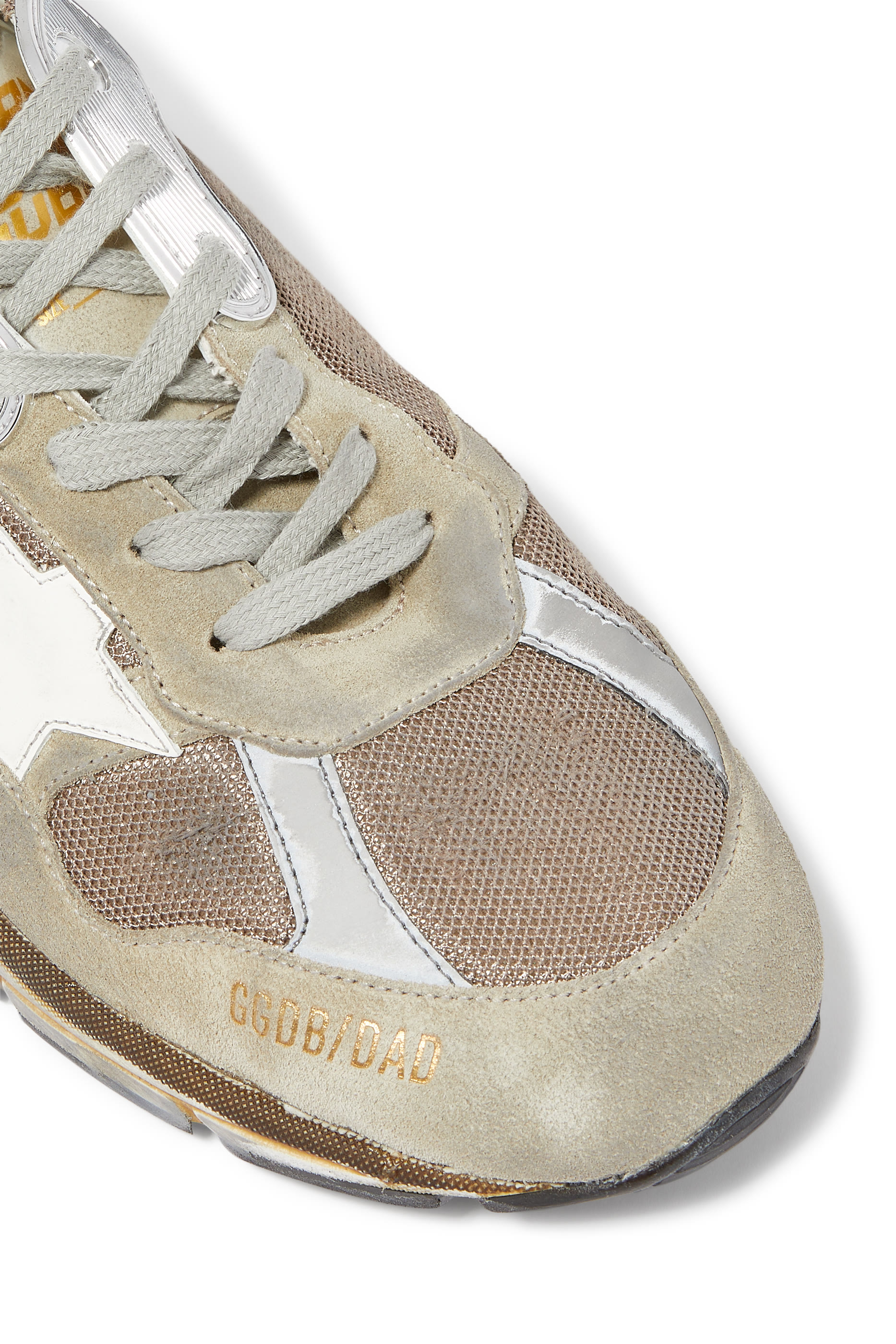 سنيكرز داد ستار