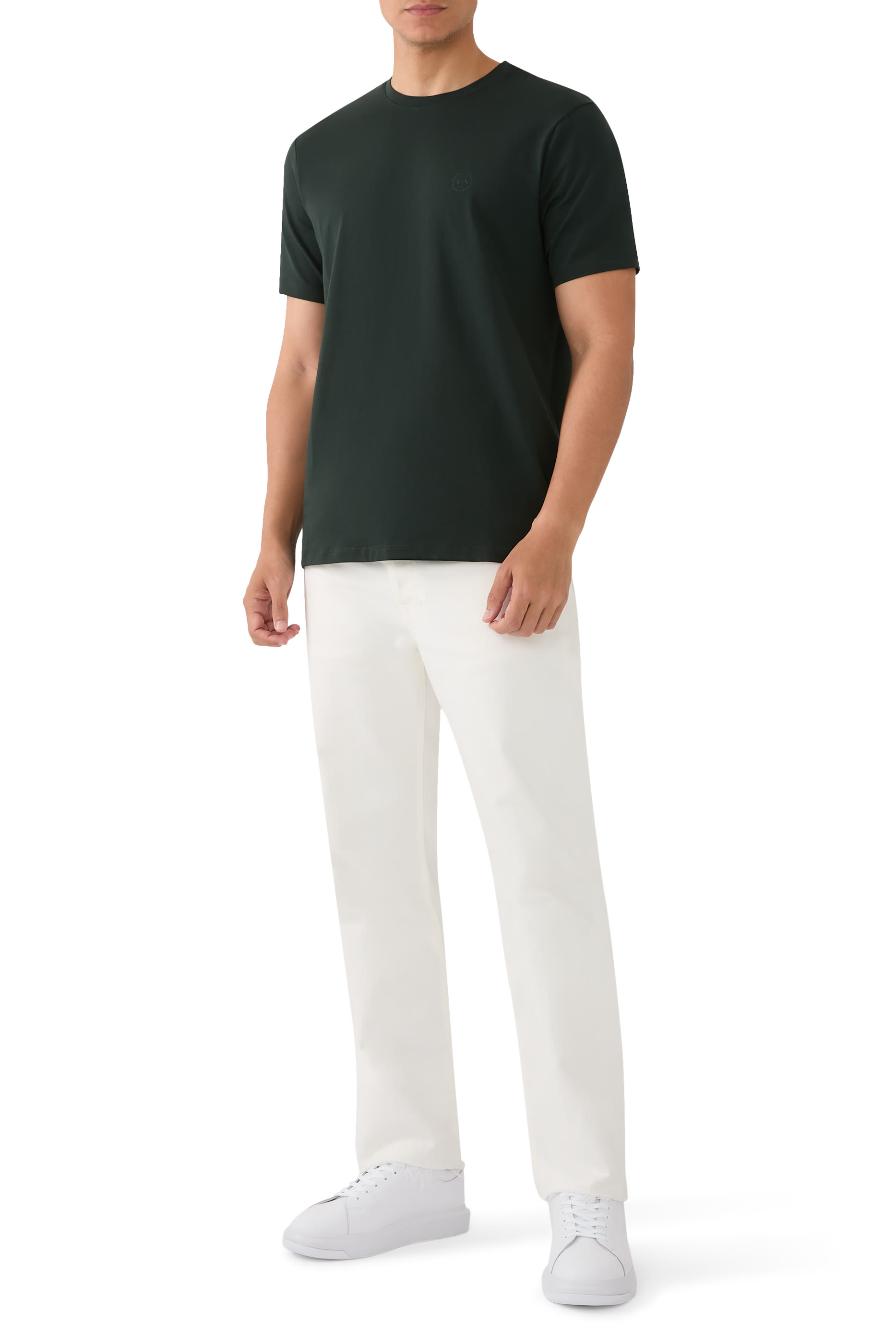 تيشيرت بشعار الماركة بتصميم دائري