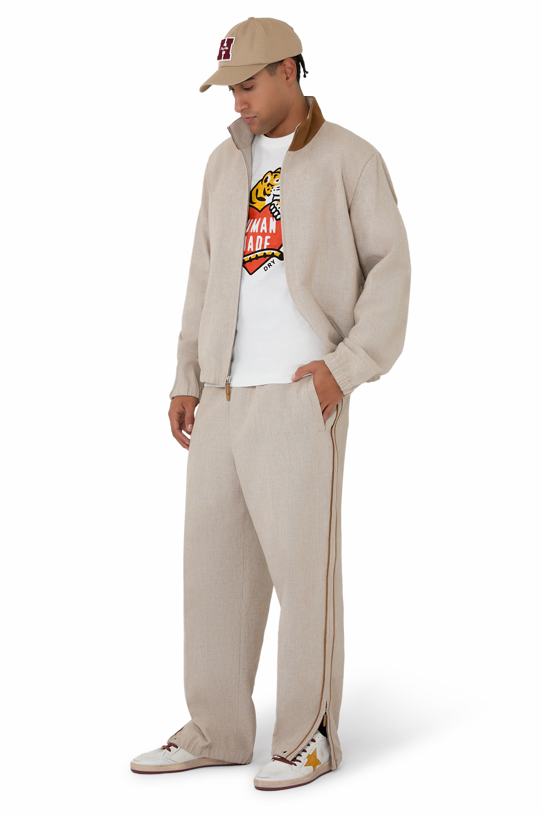 تيشيرن بطبعة غرافيك