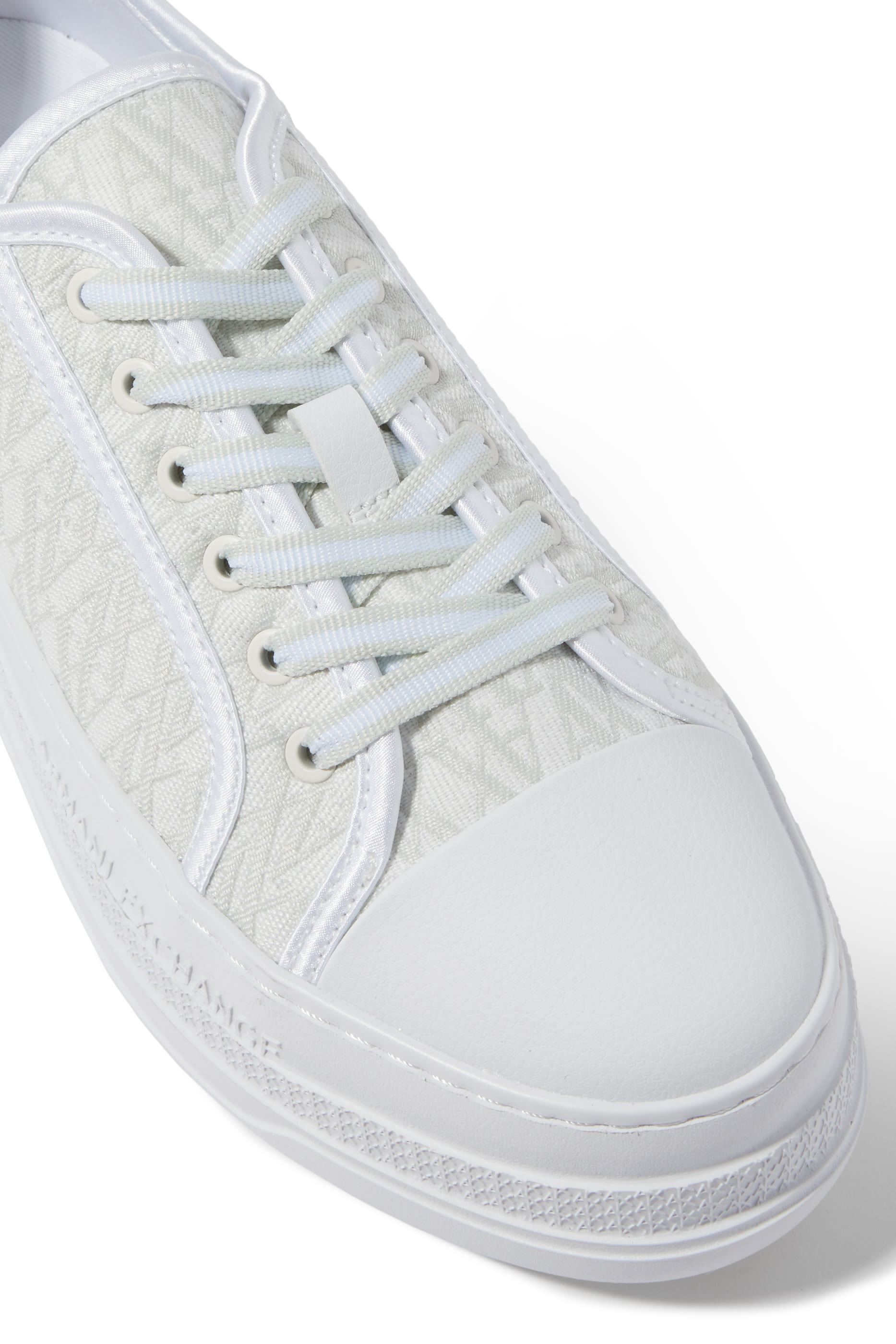 سنيكرز جين بكاحل منخفض