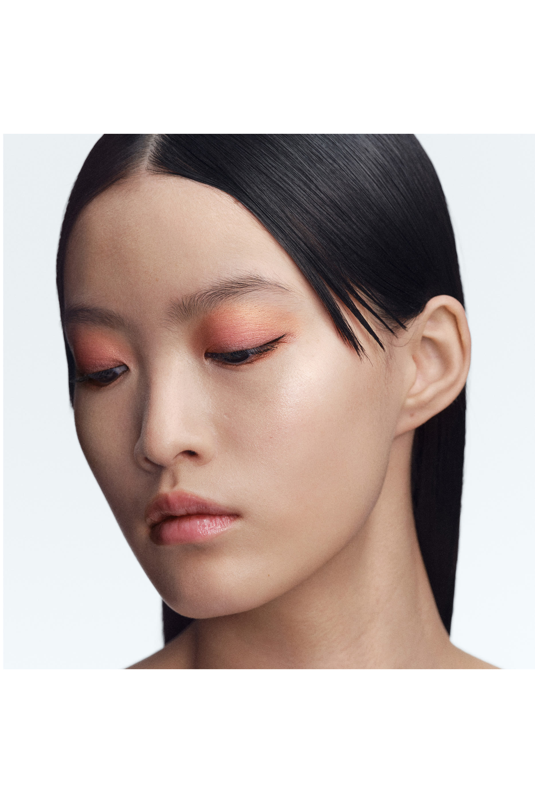 لوحة ظلال عيون بخمسة ألوان