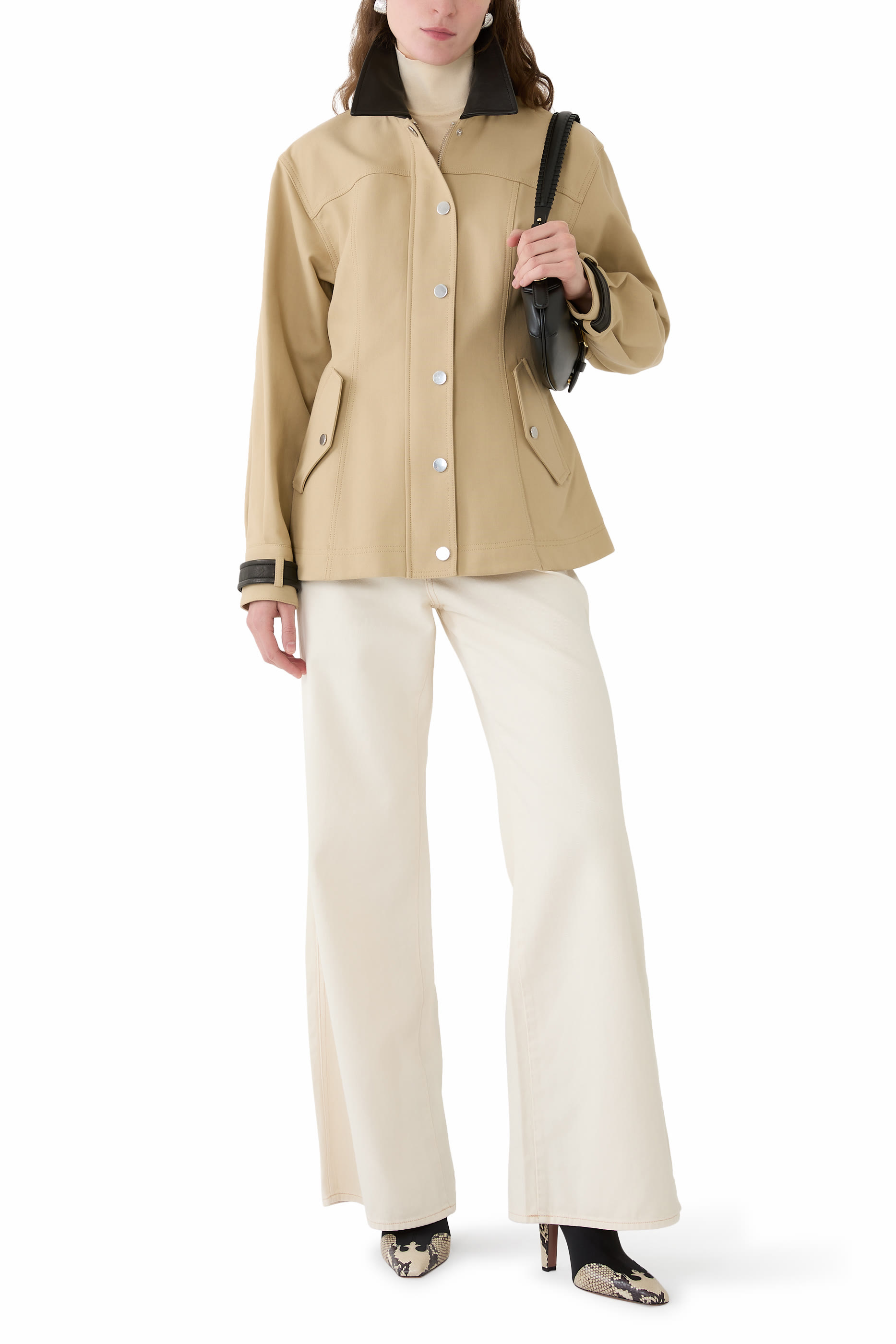 جاكيت تالا بيبلوم