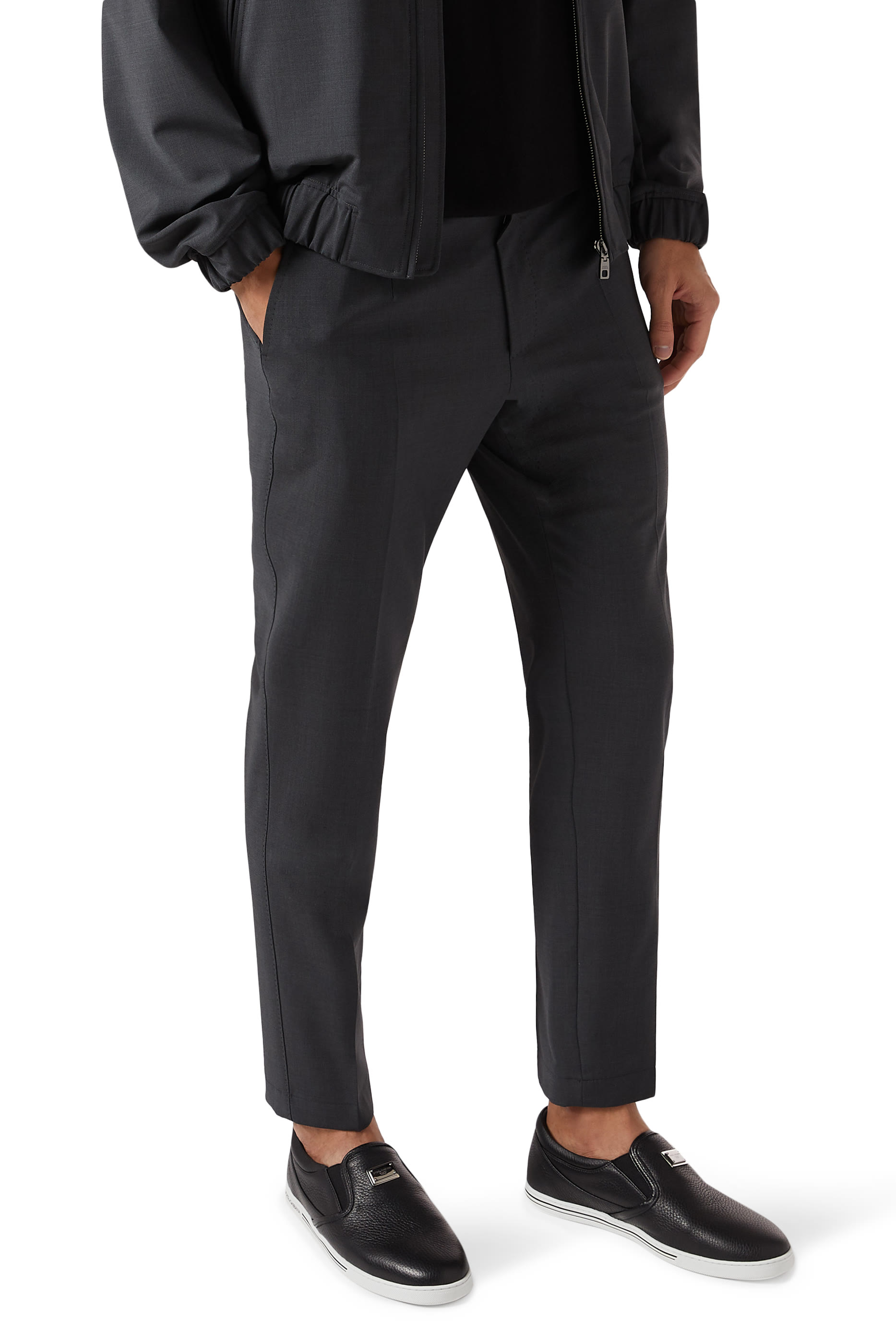 حذاء سهل الارتداء بشعار الماركة