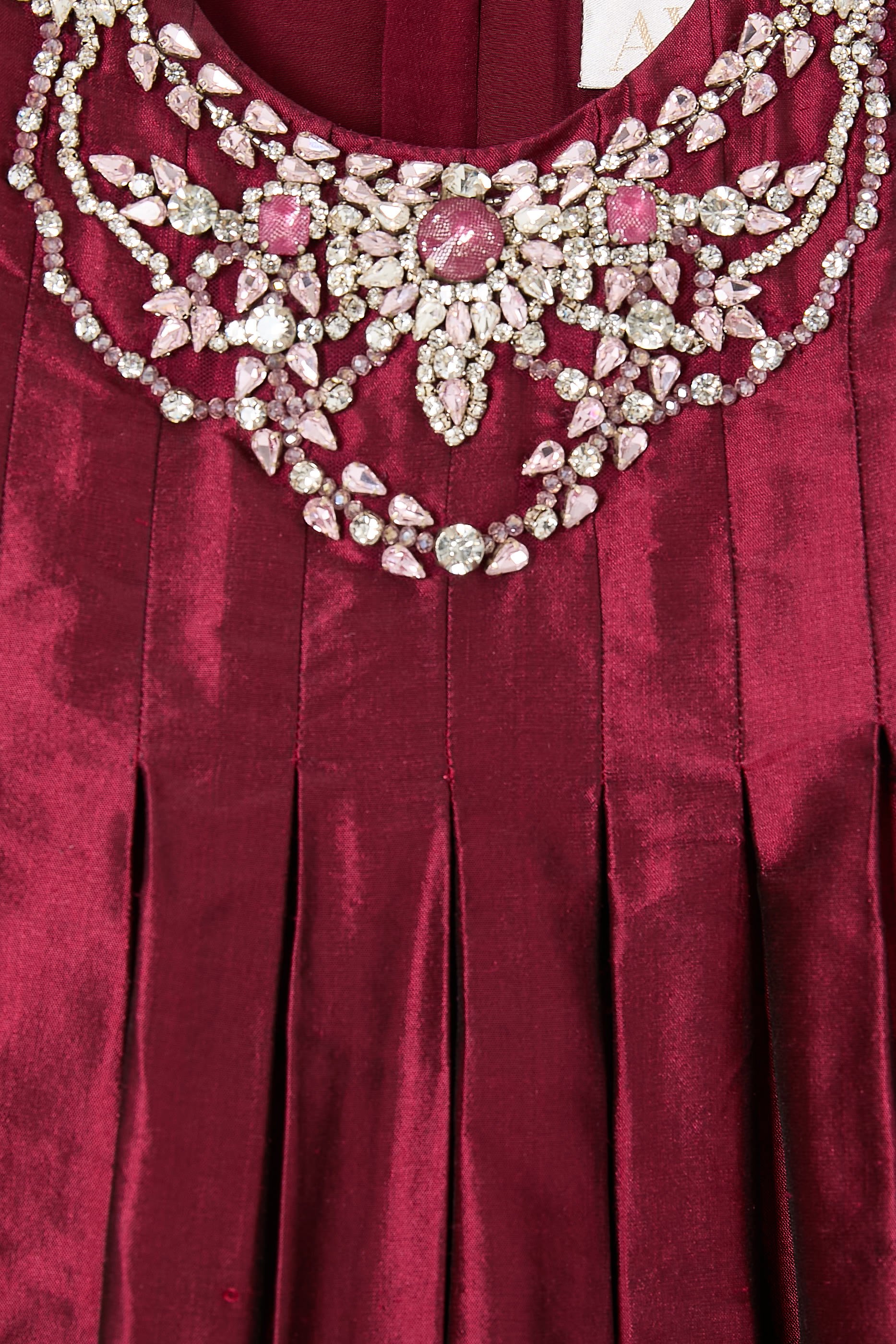 فستان حرير بطيات للأطفال