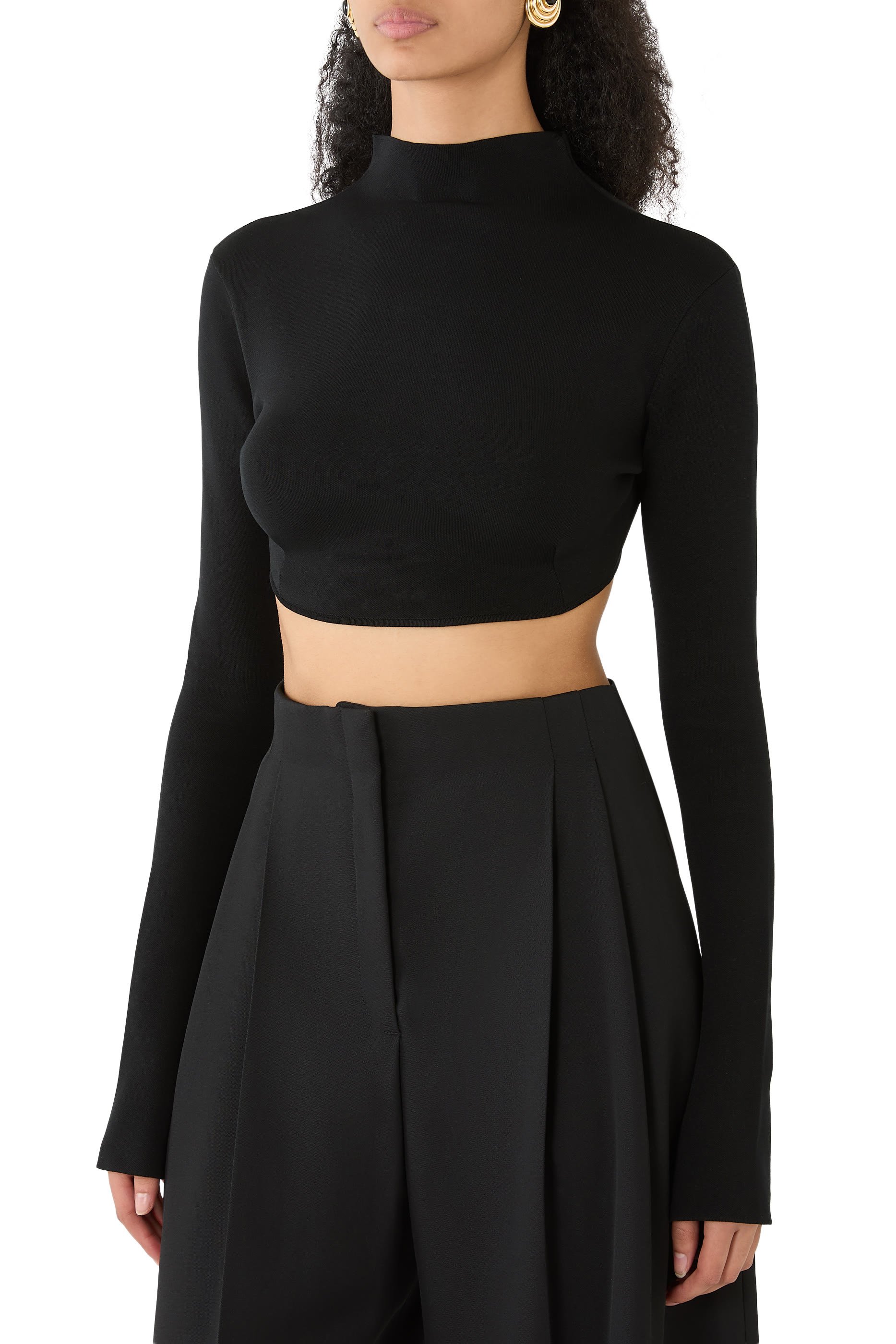 بلوزة قصيرة منسوجة