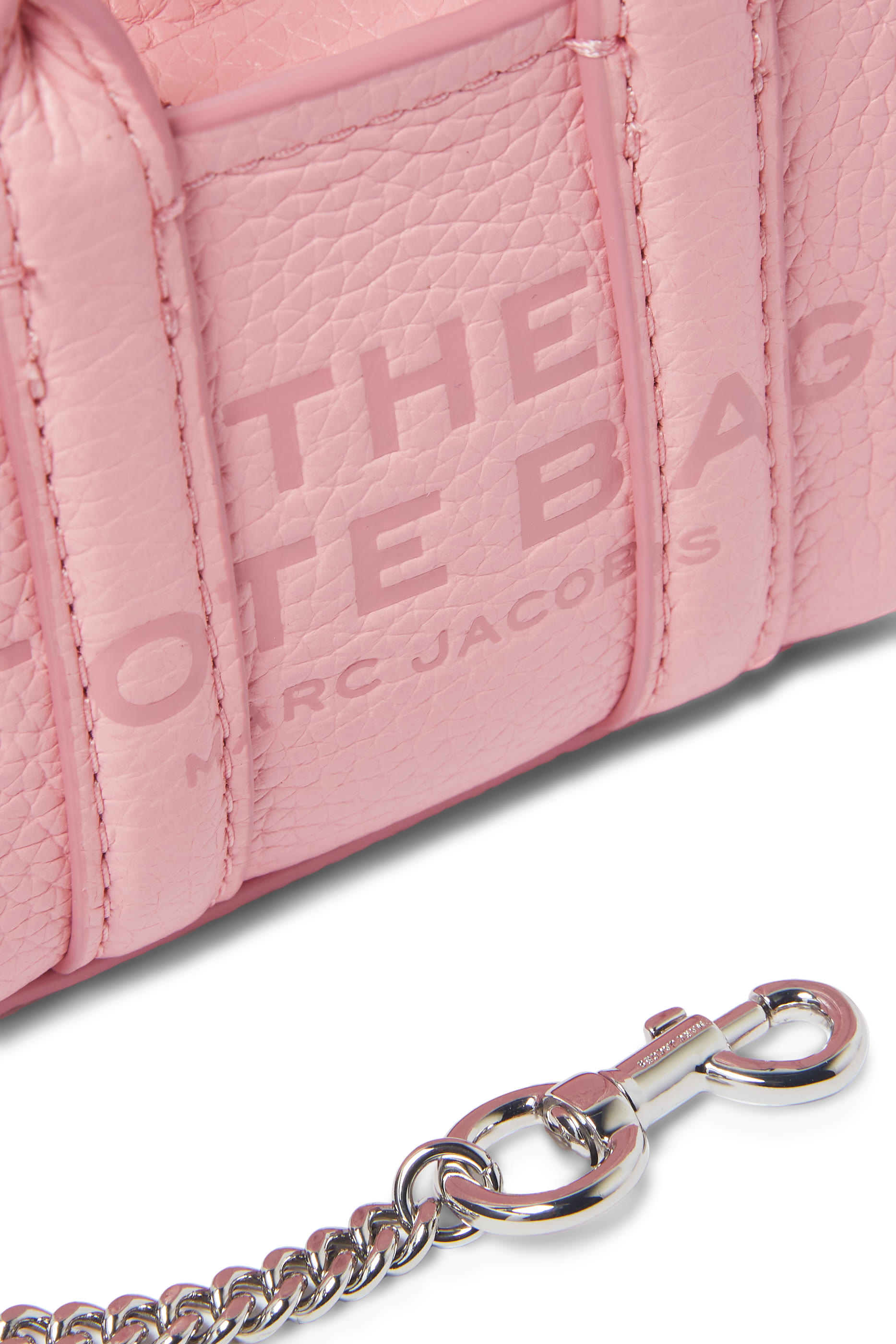 حلية بتصميم حقيبة يد نانو