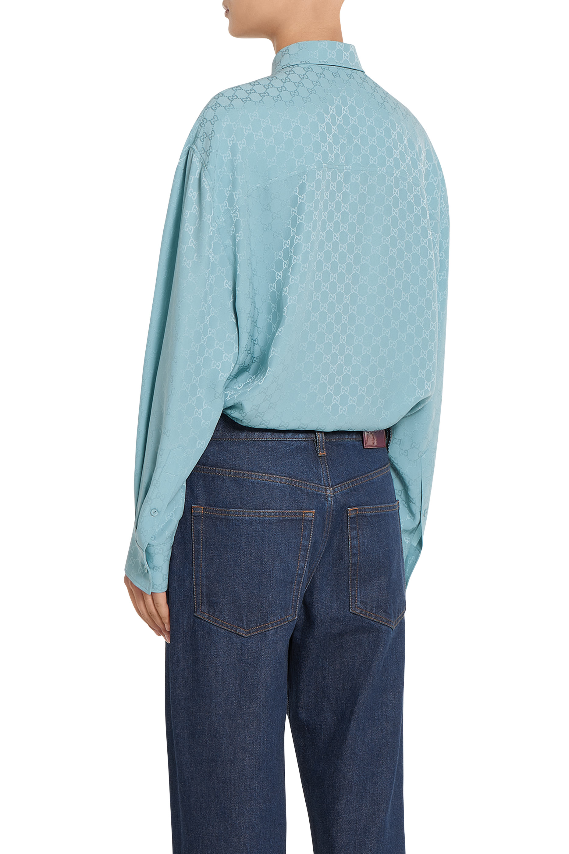 قميص مزين بشعار الماركة بقصة فضفاضة حرير جاكار