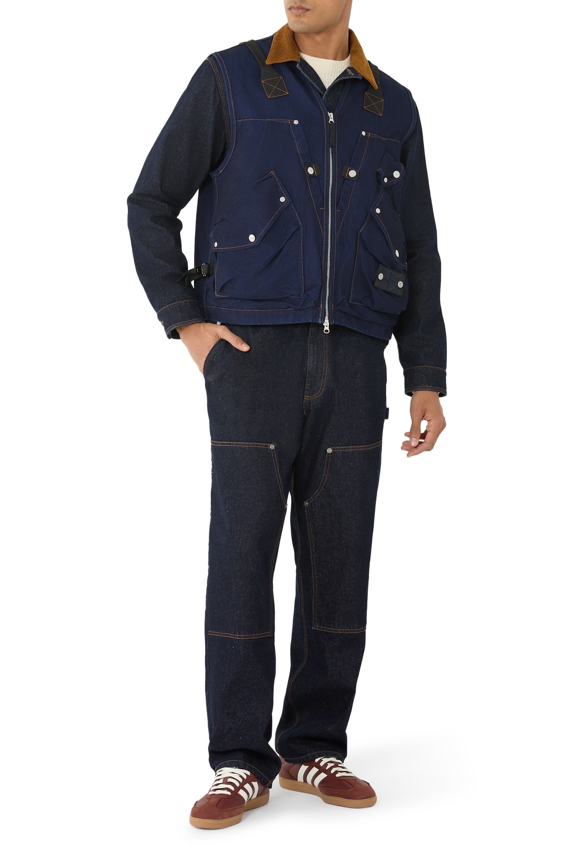 فيست بتصميم عملي بجيوب متعددة