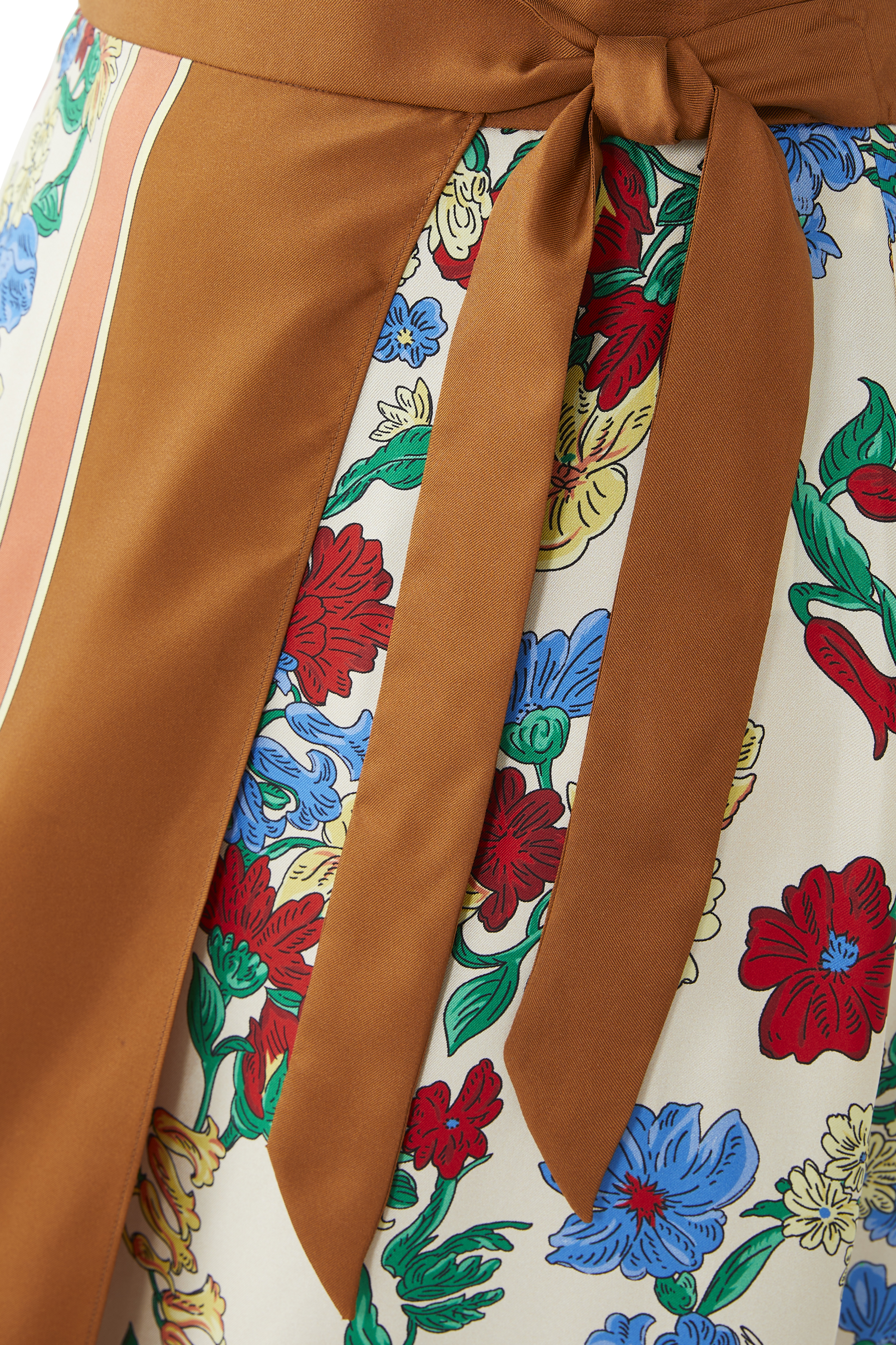 تنورة حرير بنقشة زهور