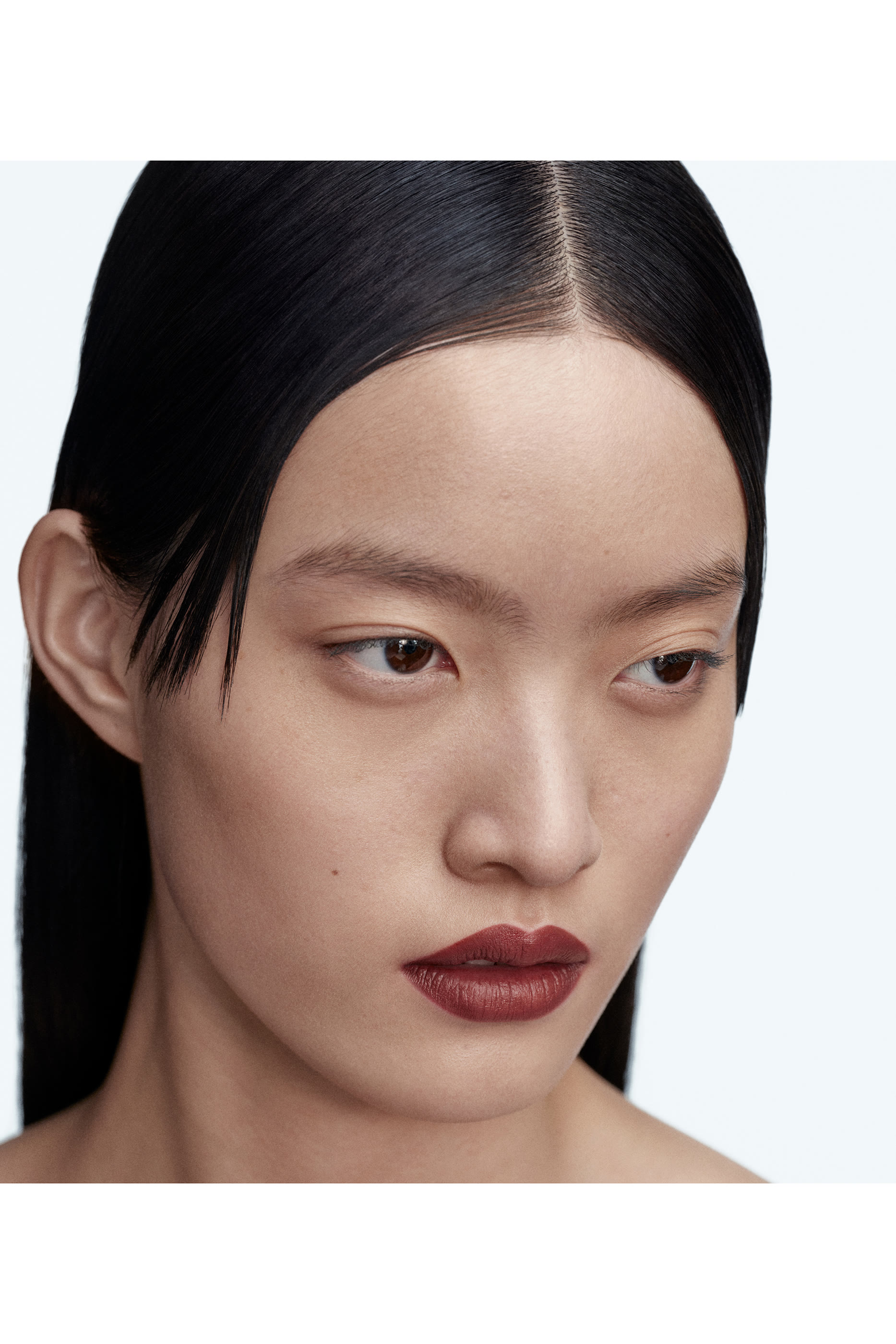 عبوة إعادة ملء أحمر شفاه غير لامع