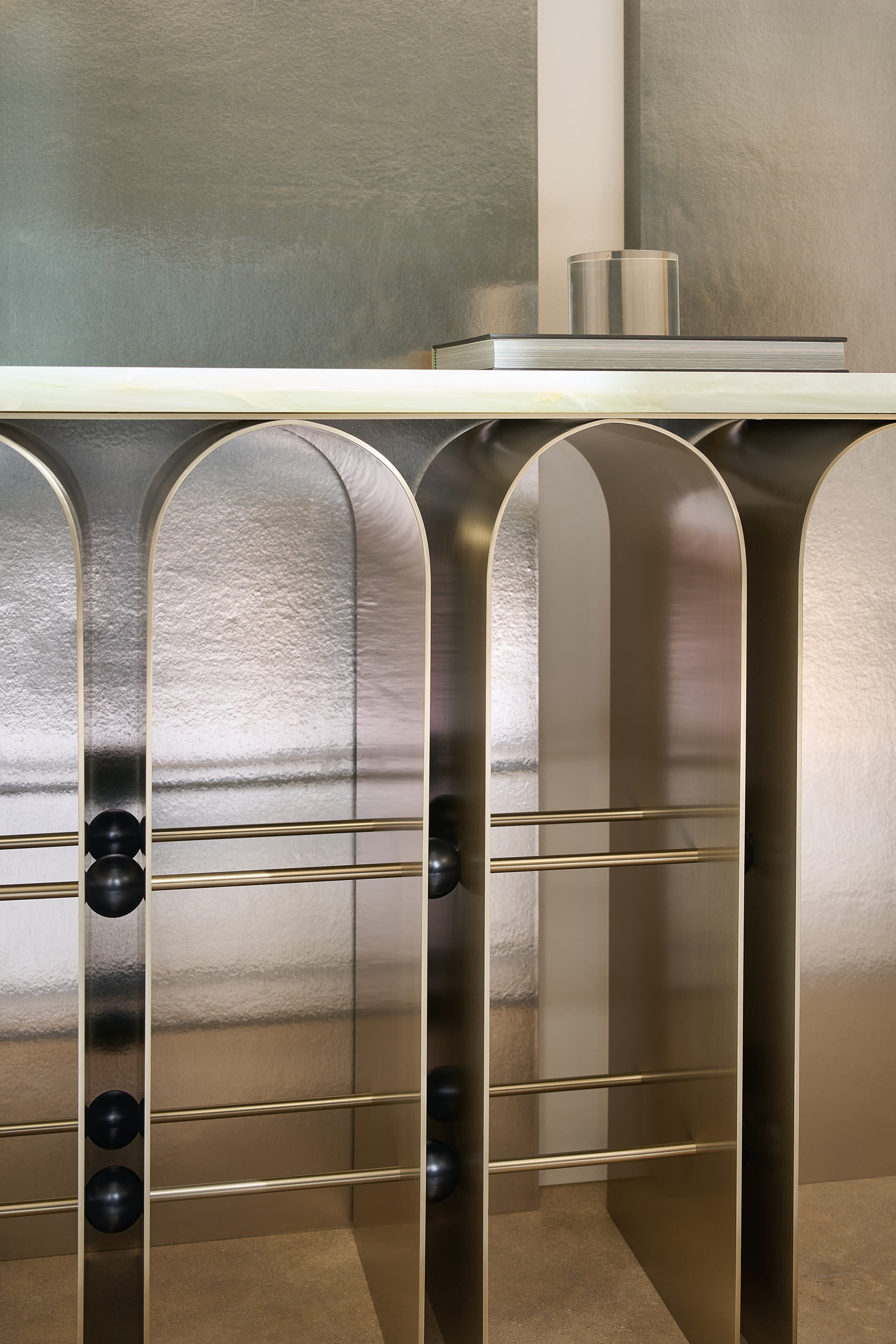 طاولة كونسول نيكزس