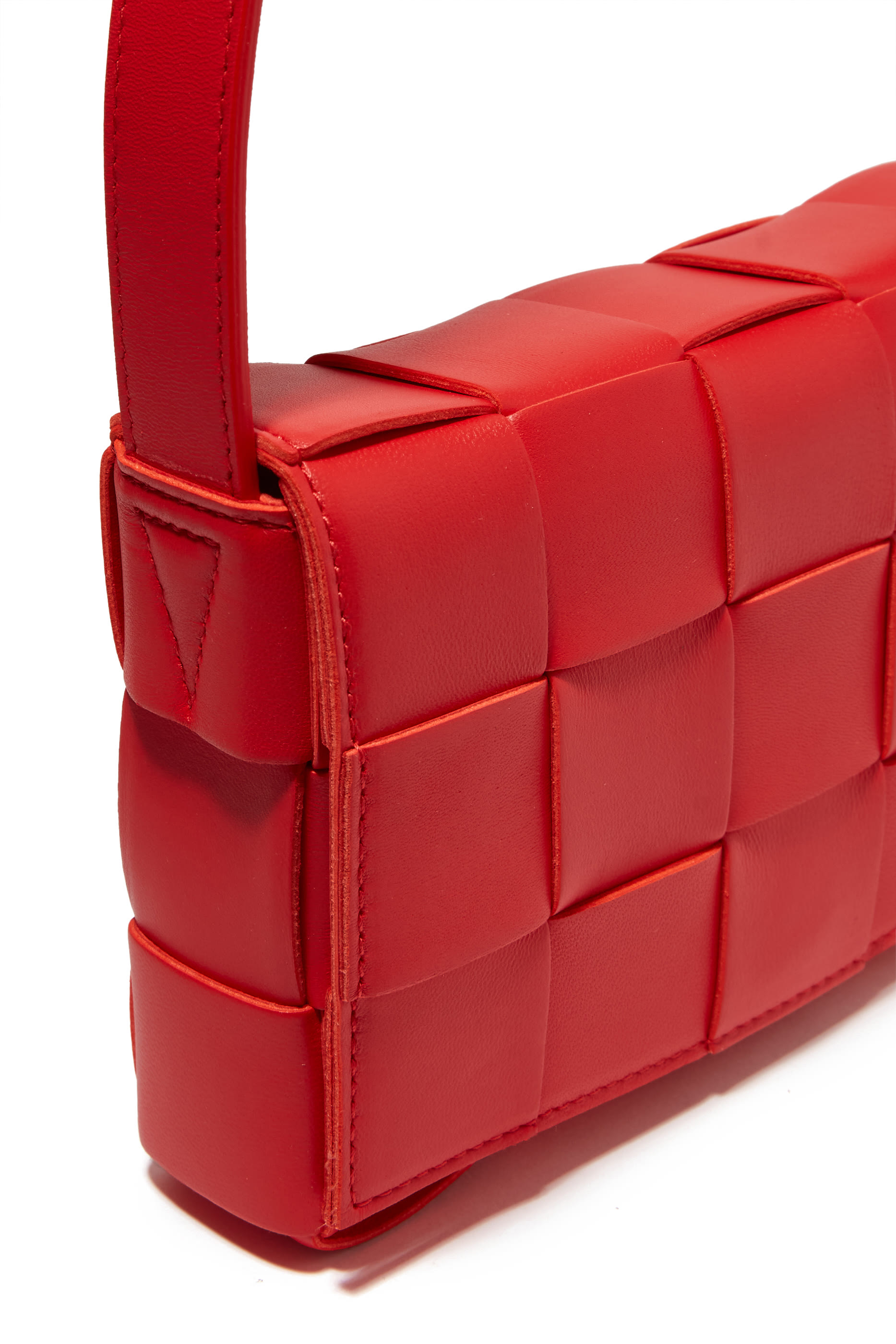 حقيبة كروس كاسيت صغيرة