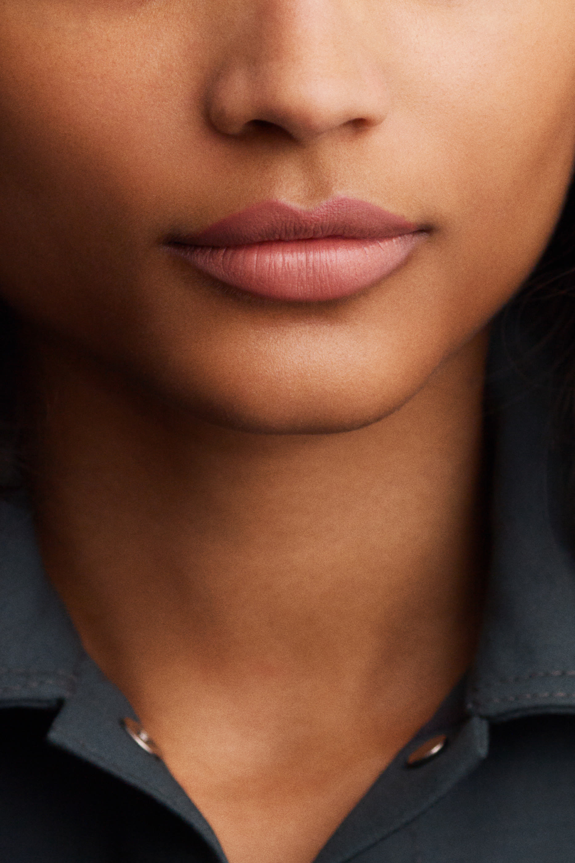 مجموعة أحمر الشفاه Rouge Herm&egrave;s, أحمر شفاه بتركيبة ساتانية