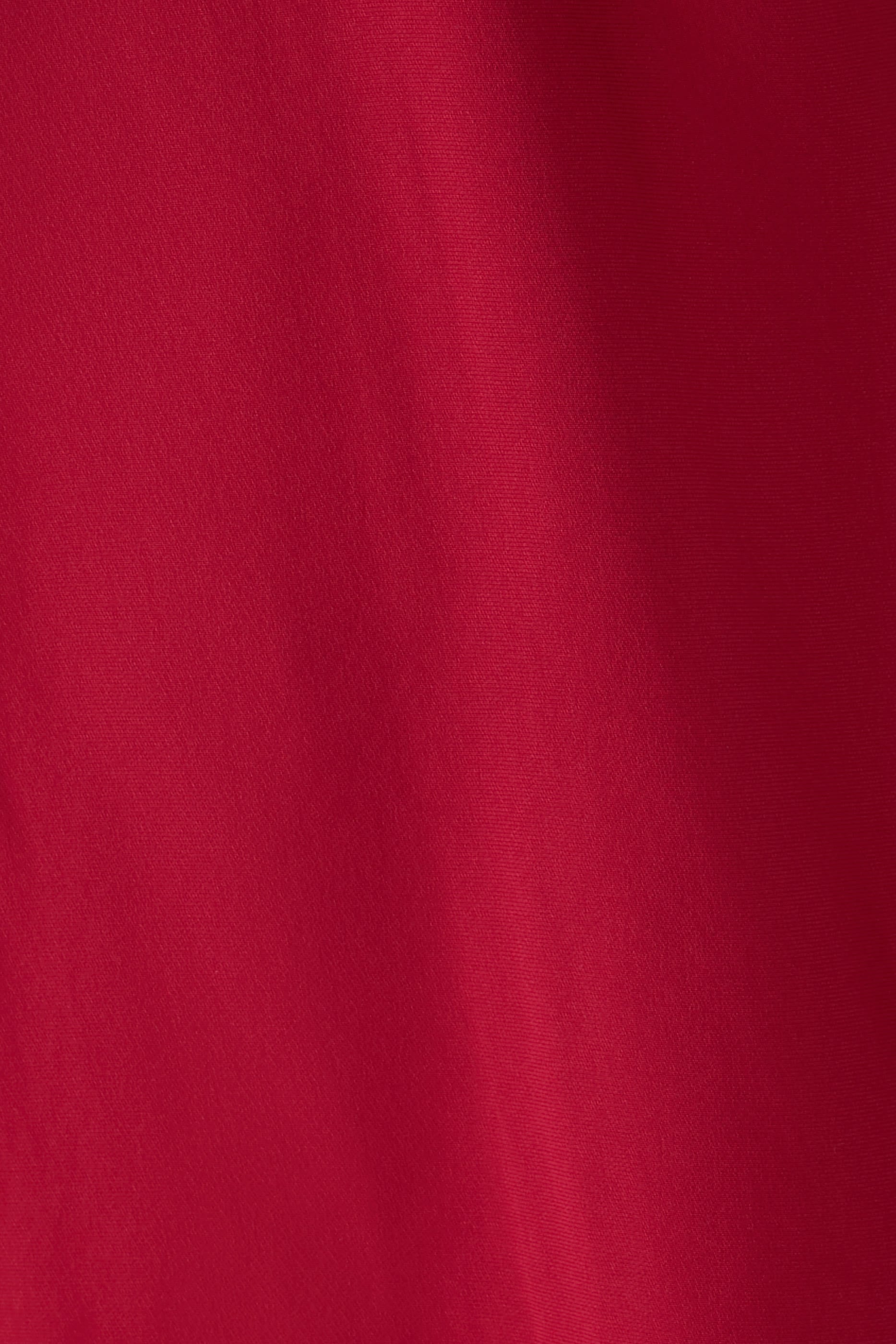 بلوزة برونتي