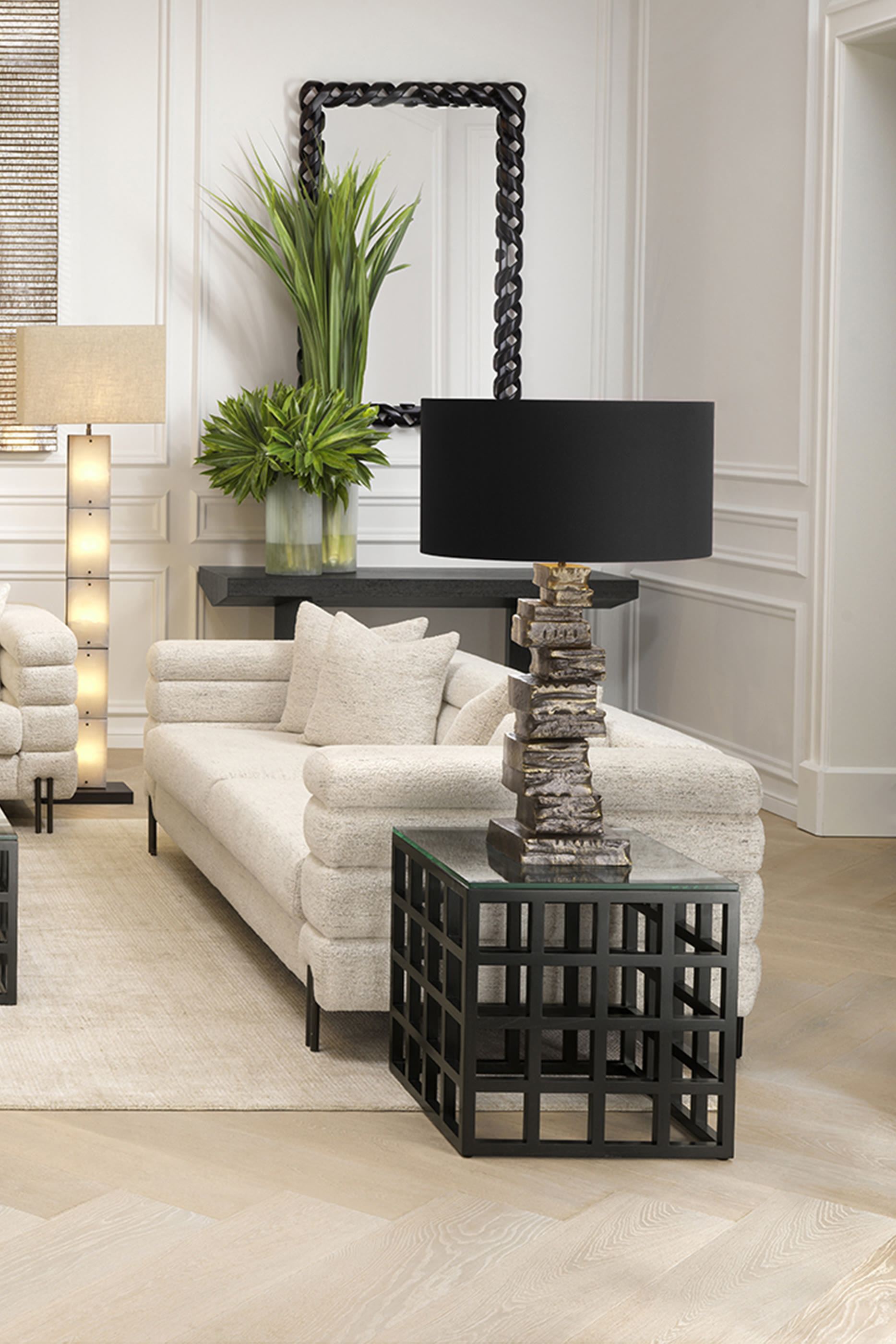 طاولة جانبية كوبيكو