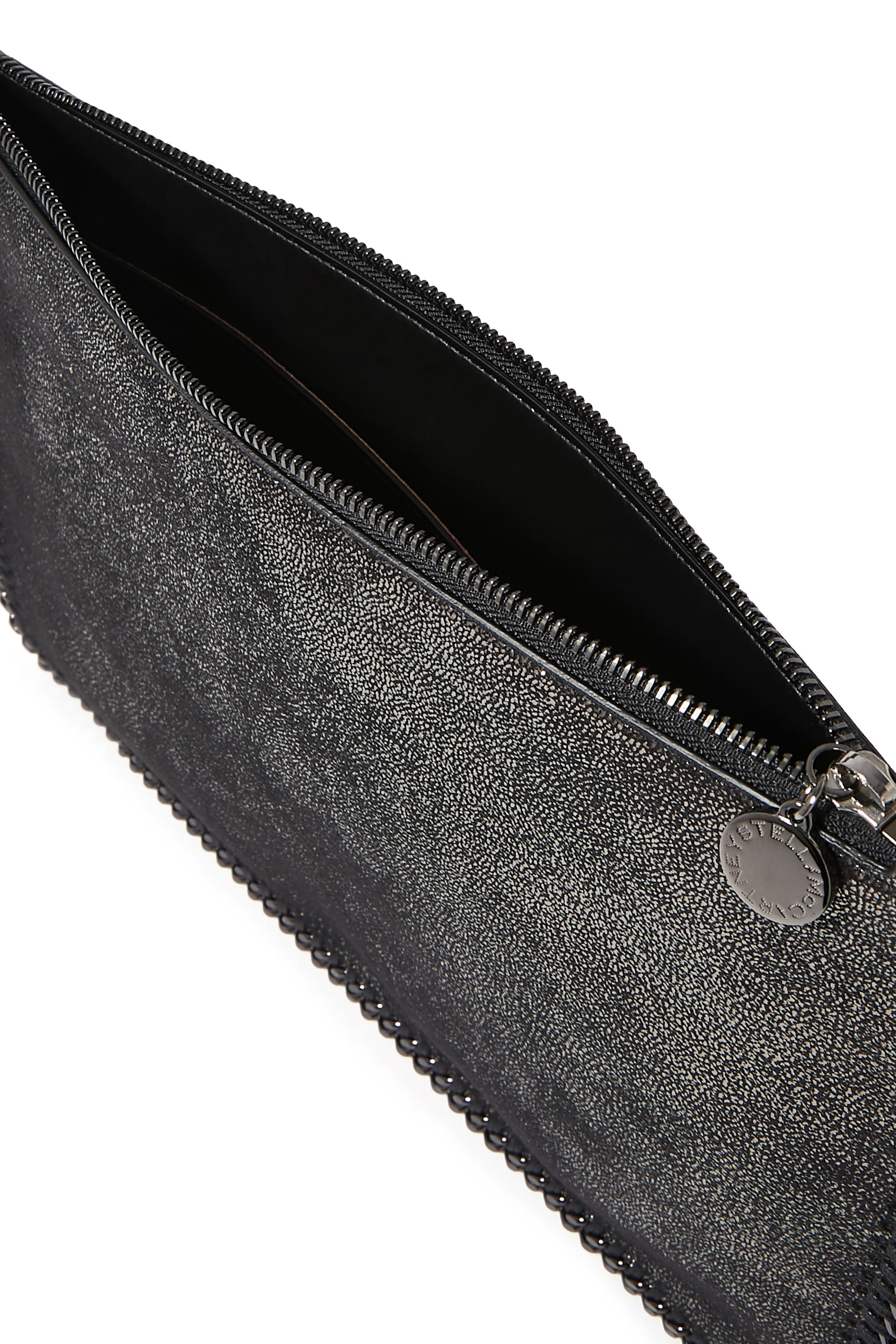 حقيبة كلاتش فلابيلا