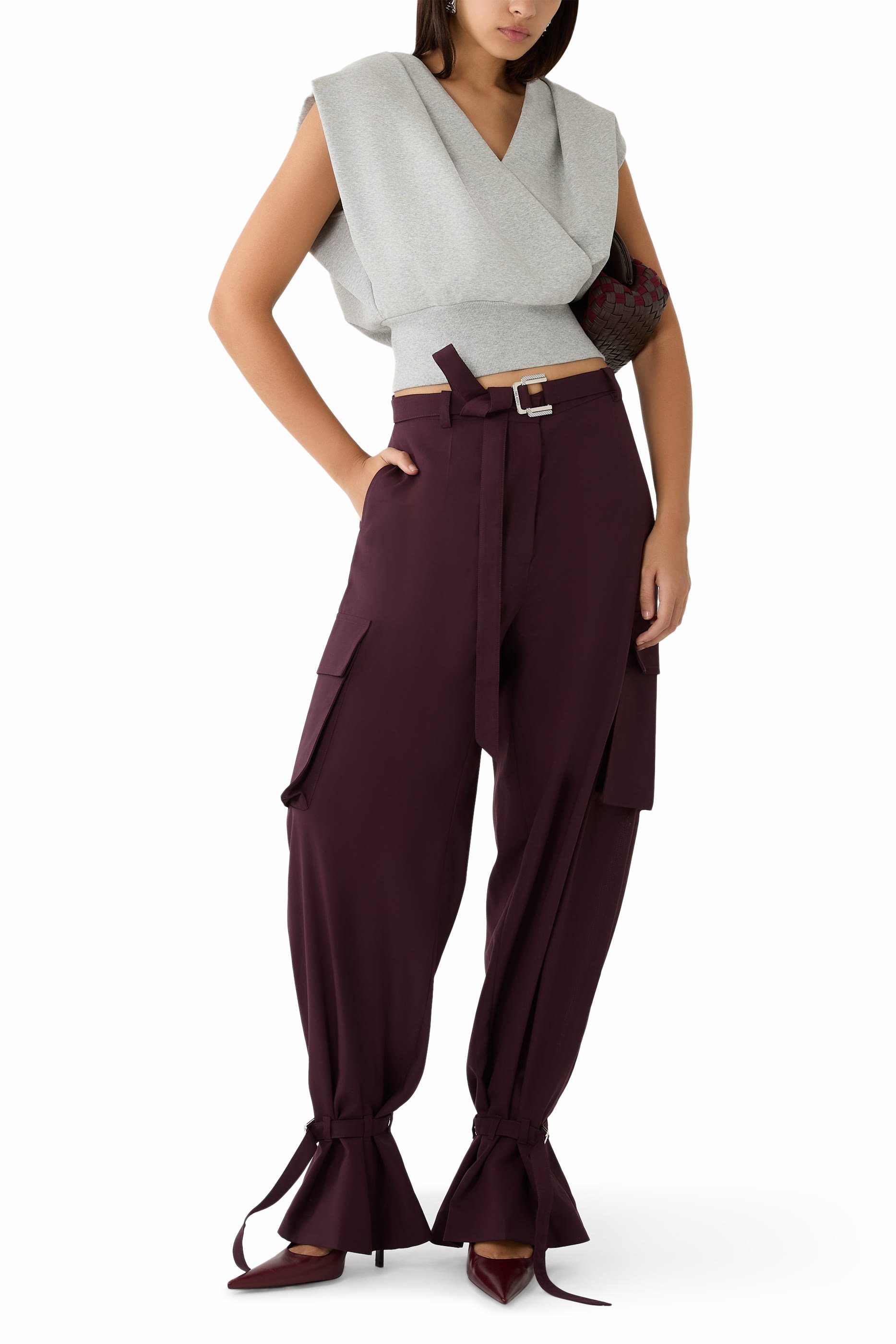 بنطال بقصة طويلة مريحة