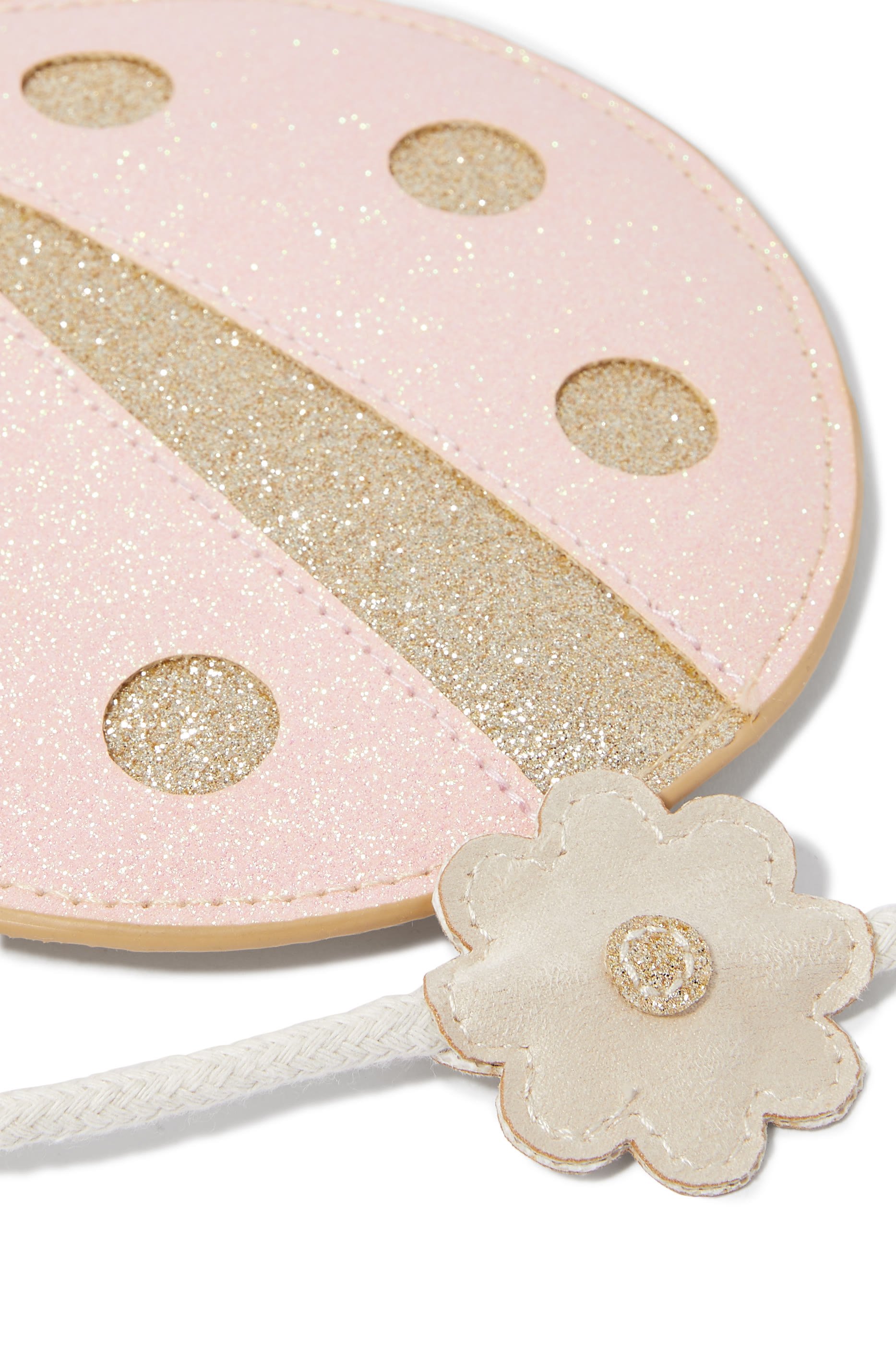 حقيبة بتصميم دعسوقة للأطفال