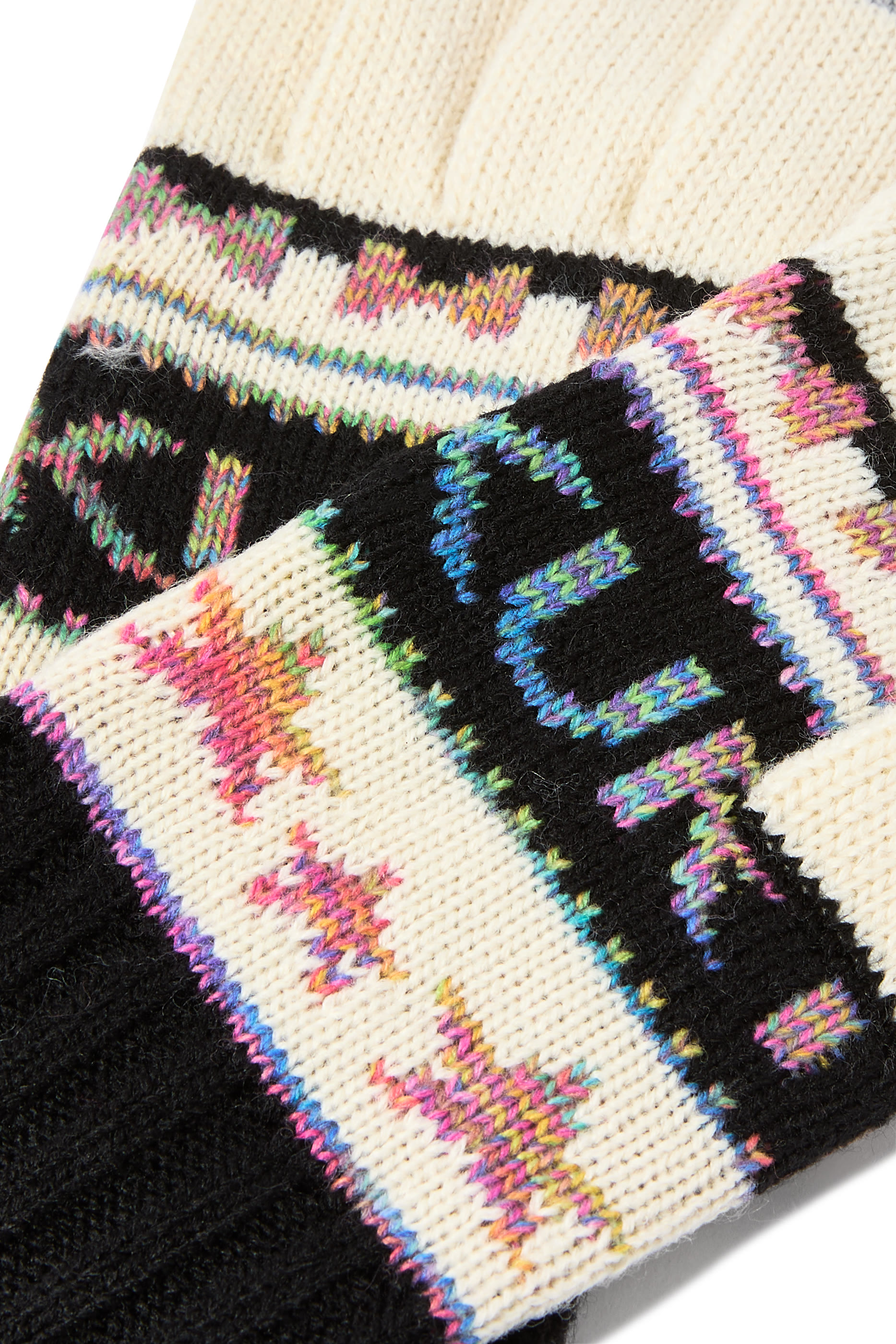 قفازات بنقشة قلوب ونجوم وفيونكة