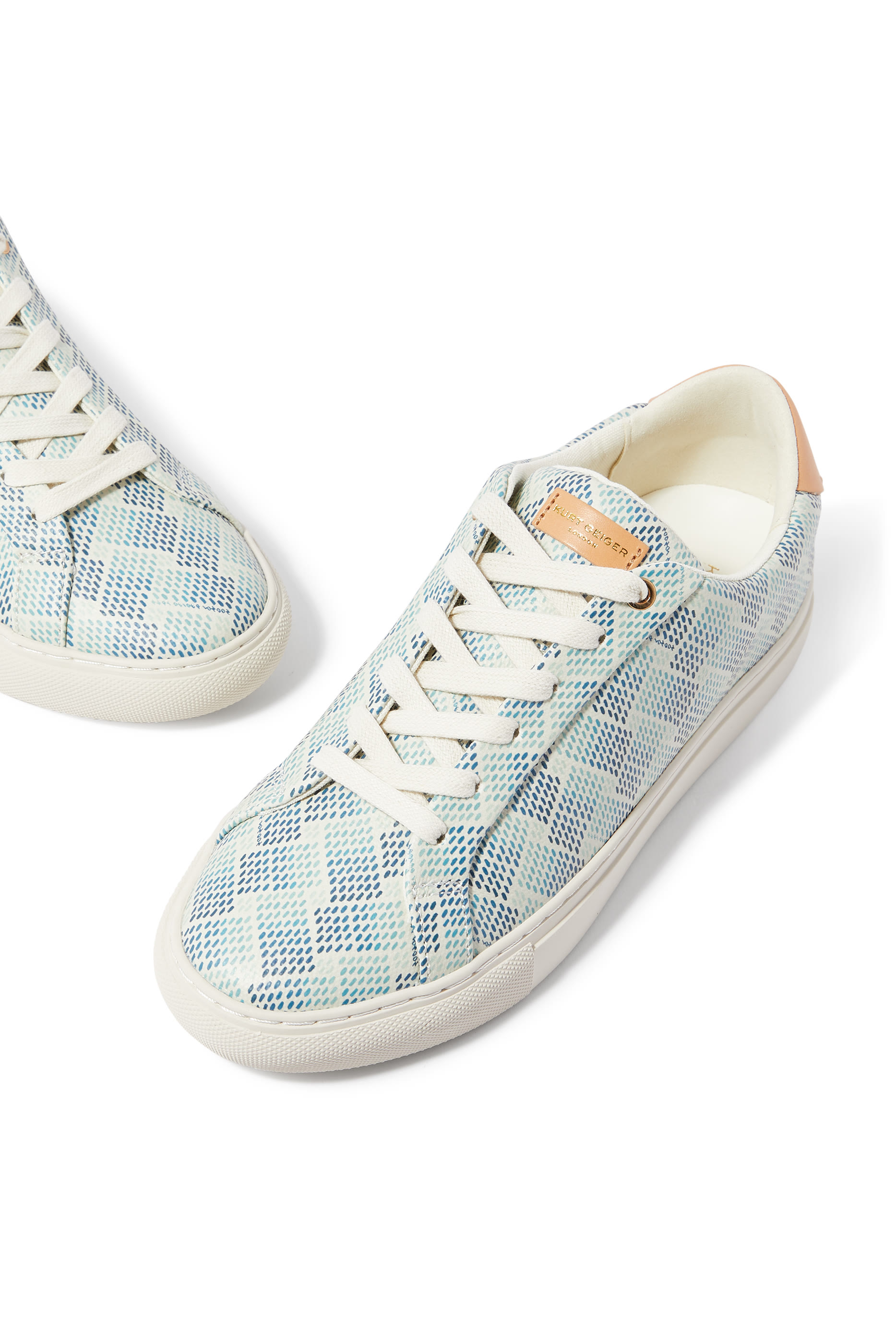 سنيكرز لاين