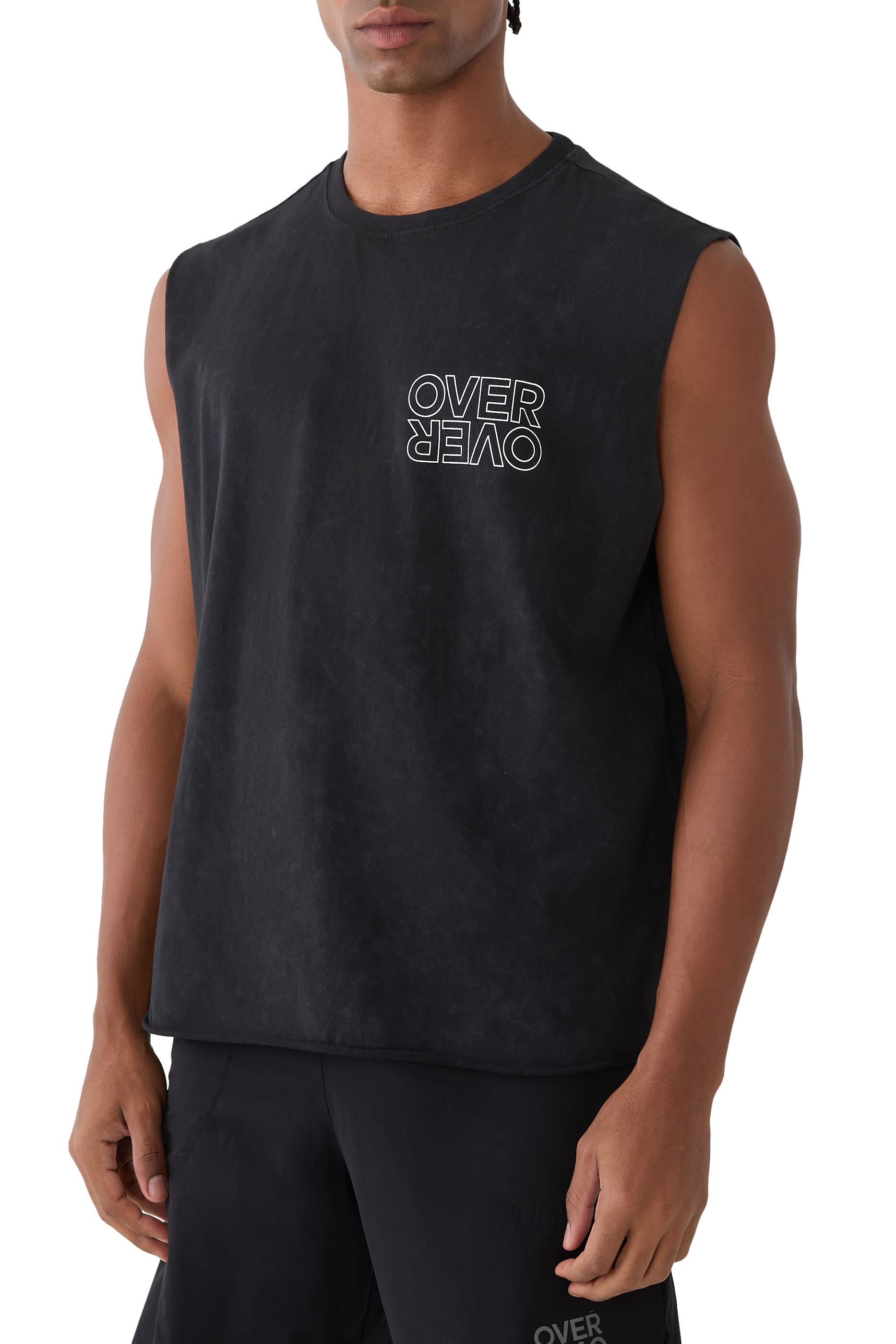 تيشيرت إيزي بلا أكمام بطبعة ران ذا ورلد