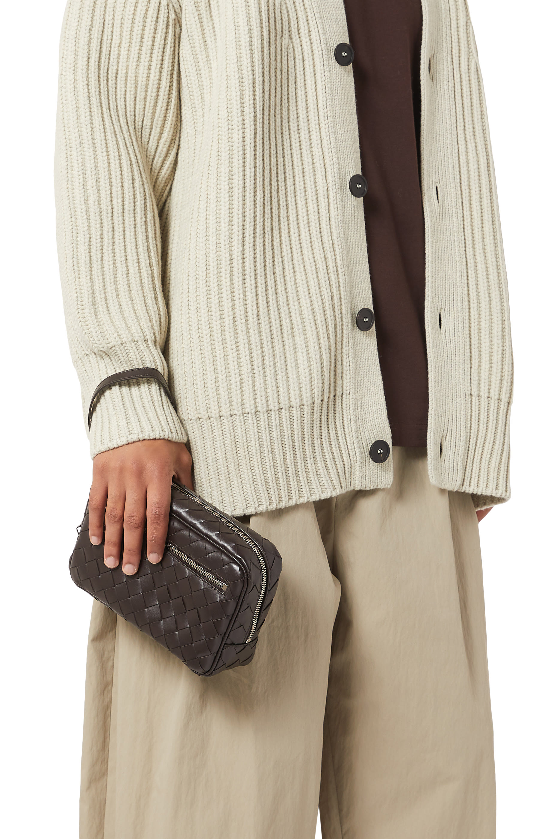 حقيبة صغيرة بتصميم مجدول