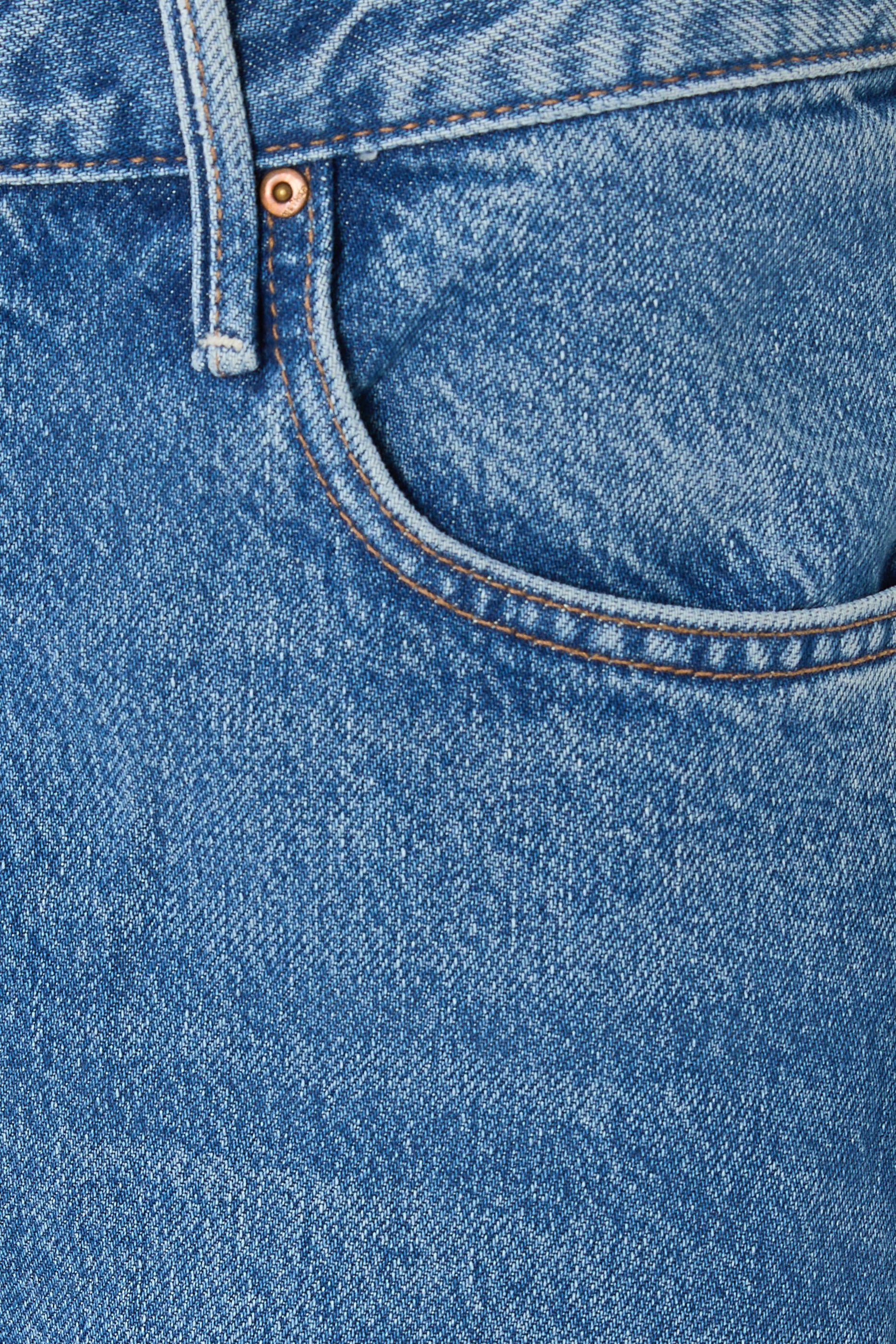 بنطال جينز ليمن سنيك بتفاصيل ملفوفة