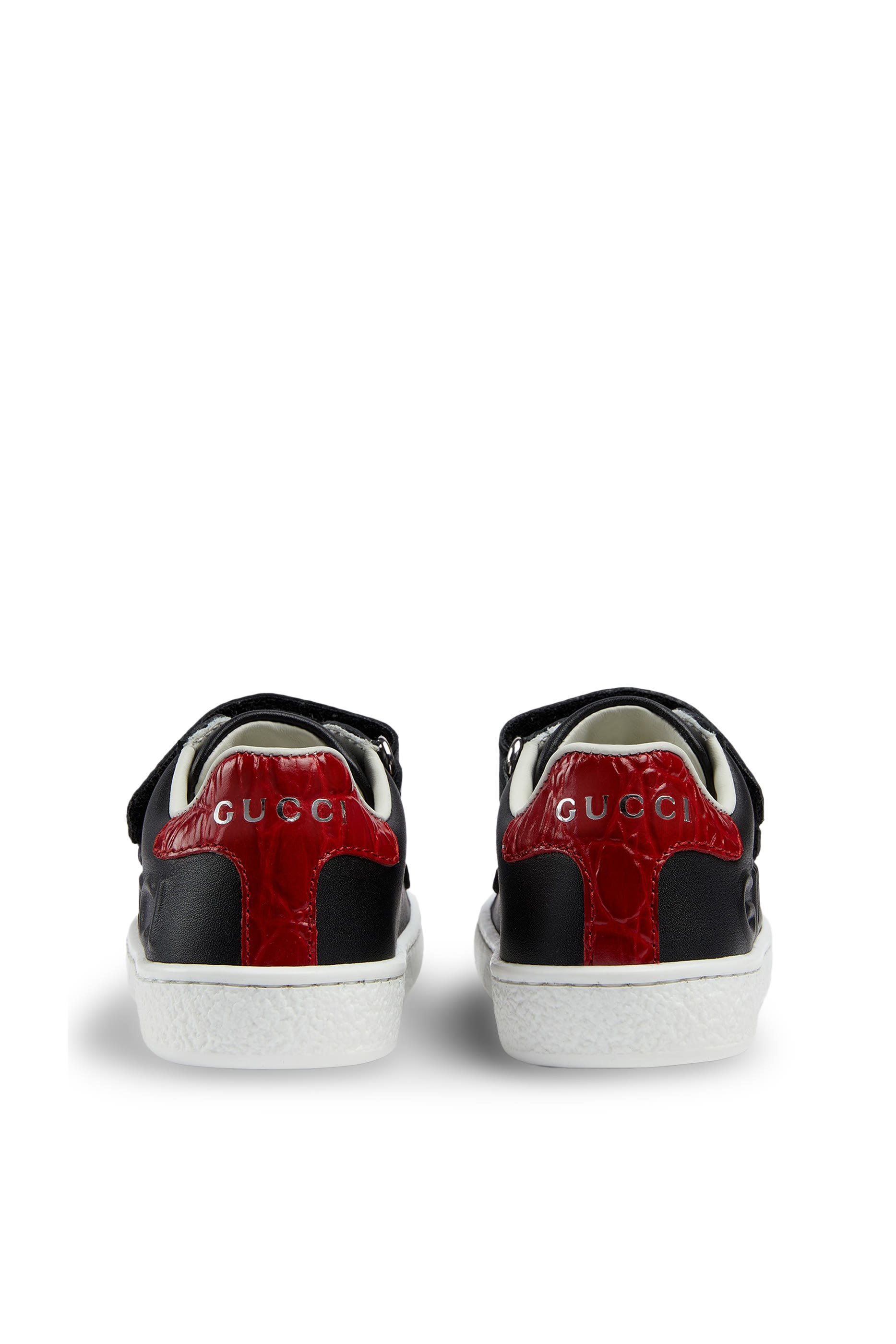 سنيكرز ايس للأطفال