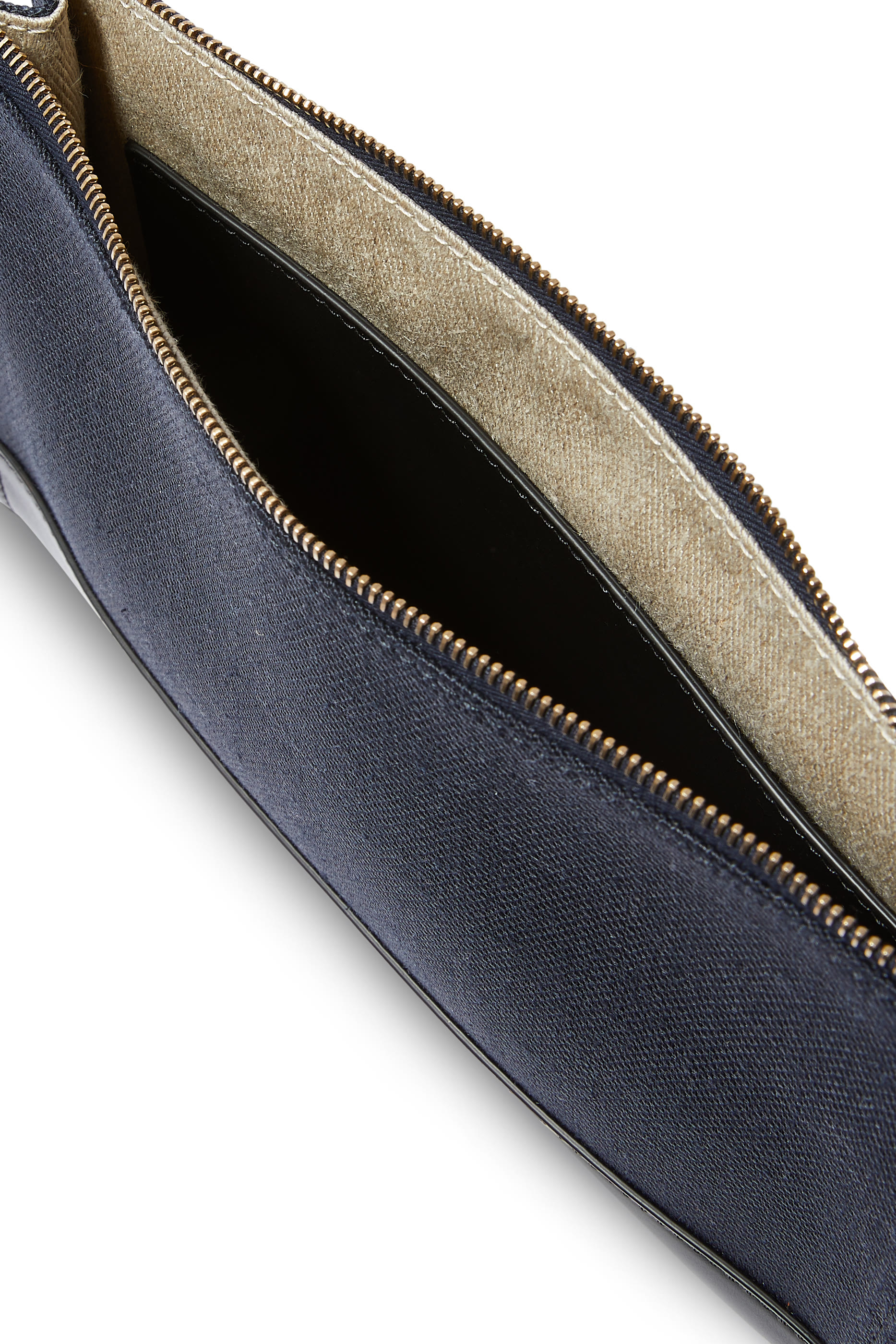 كلاتش سينس كتان قنب