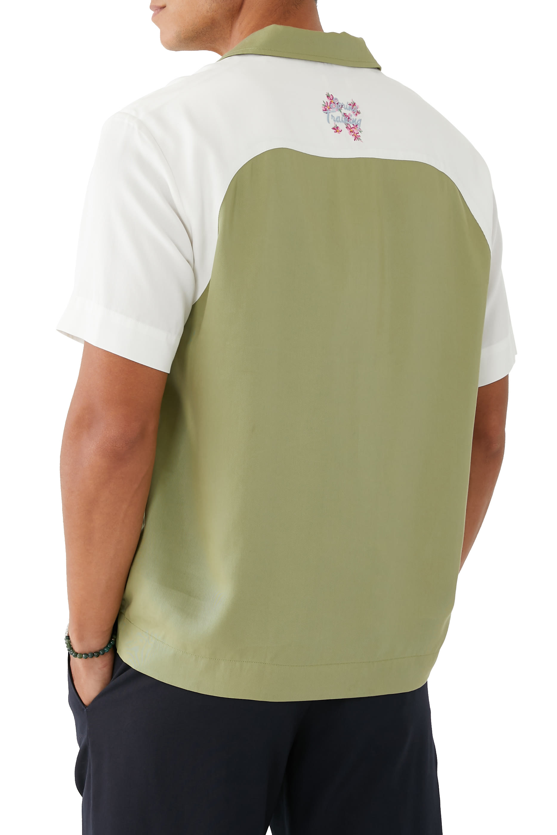 قميص براندو